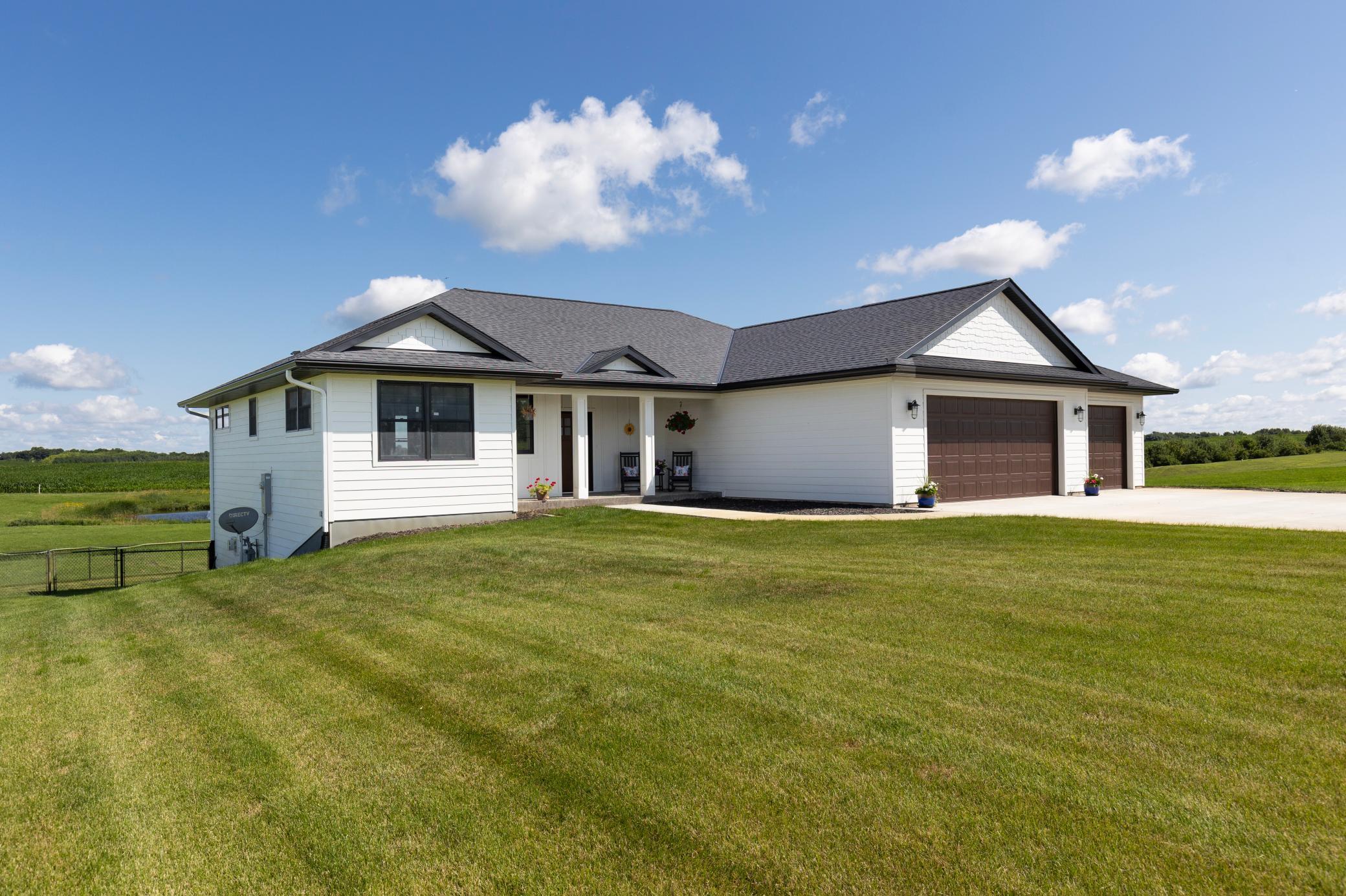 23554 Cardinal Dr, Cleveland, MN 56017