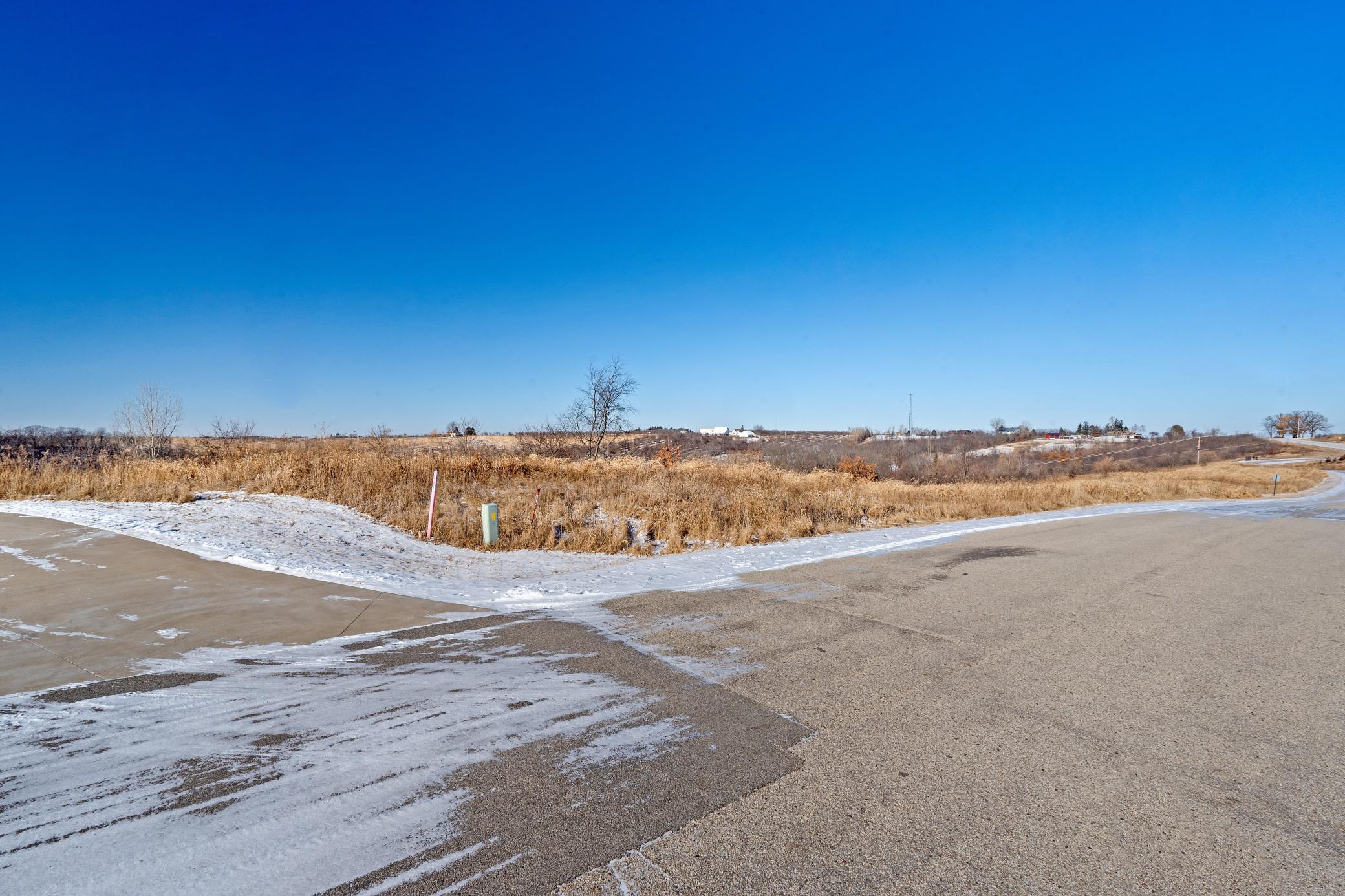 1519 Ambrosia Ct, La Crescent, MN 55947
