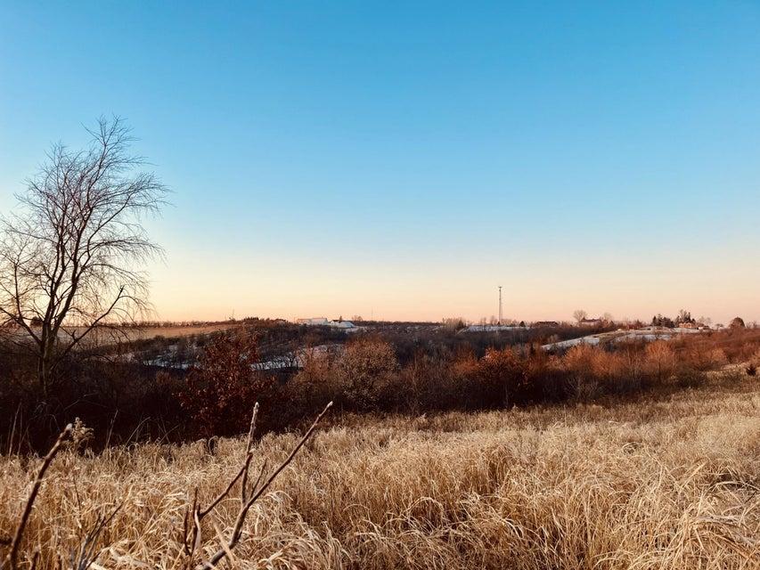 1519 Ambrosia Ct, La Crescent, MN 55947