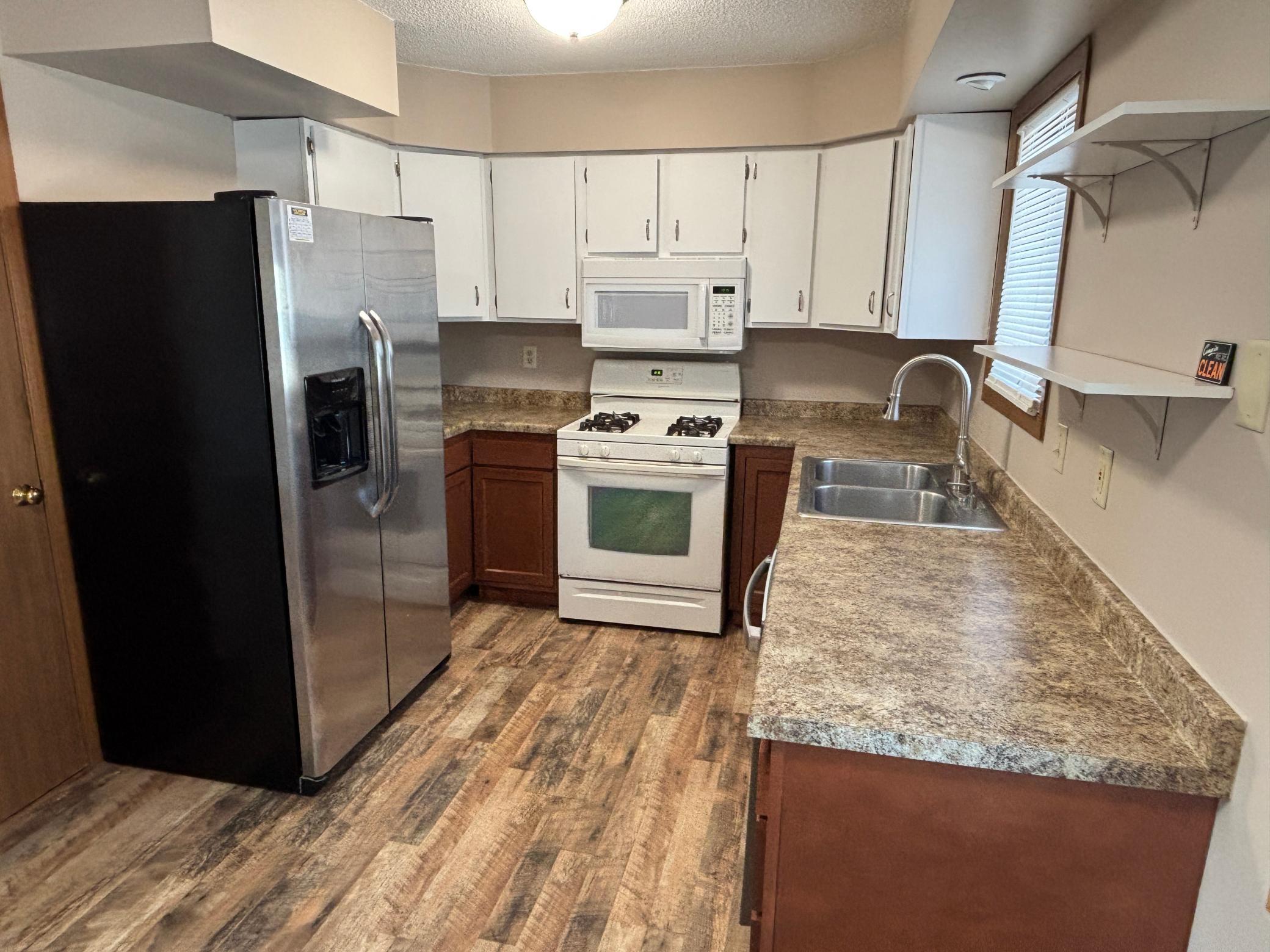 1105 Olena Ave, Willmar, MN 56201