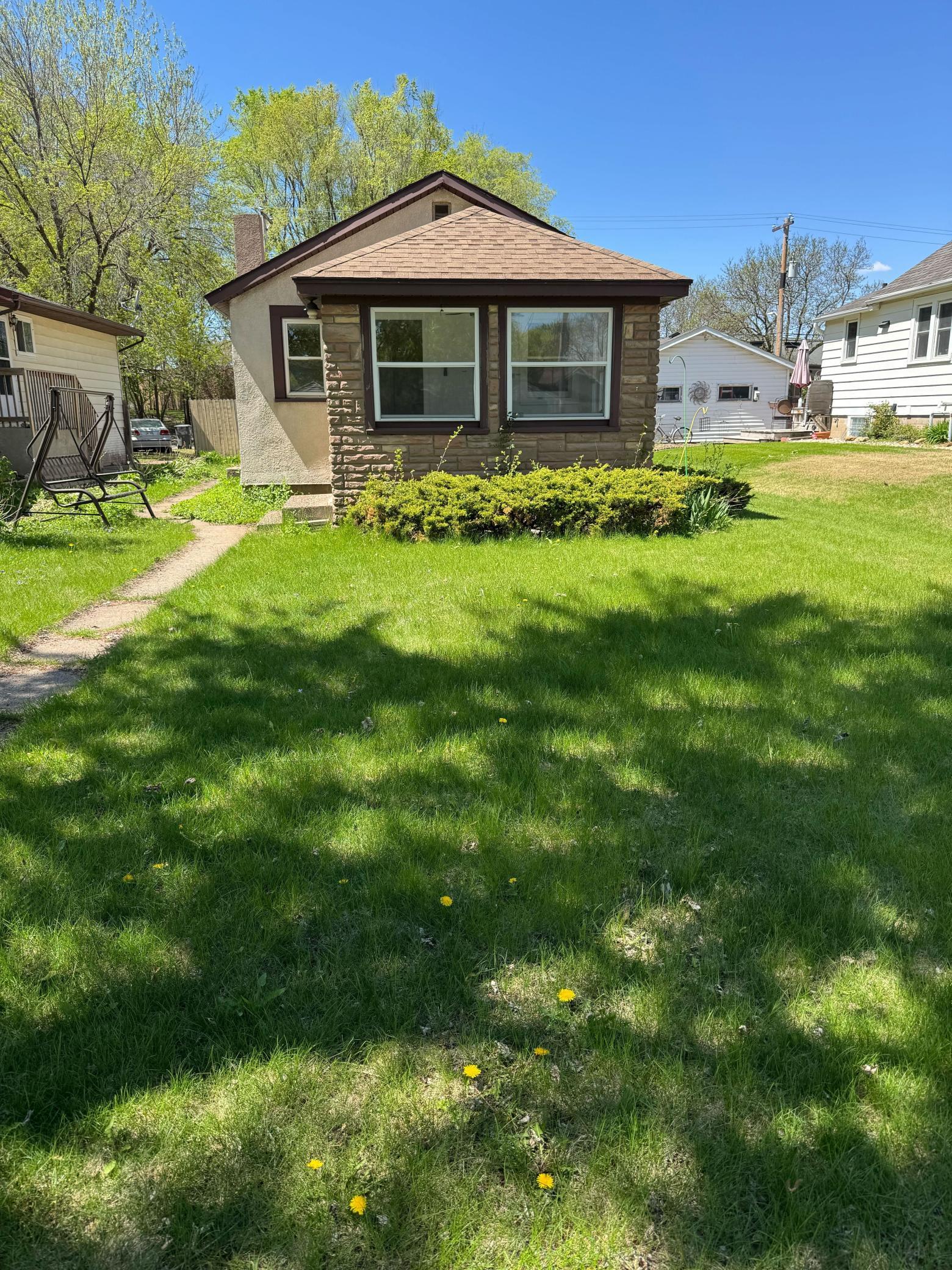 2217 Liberty St, La Crosse, WI 54603
