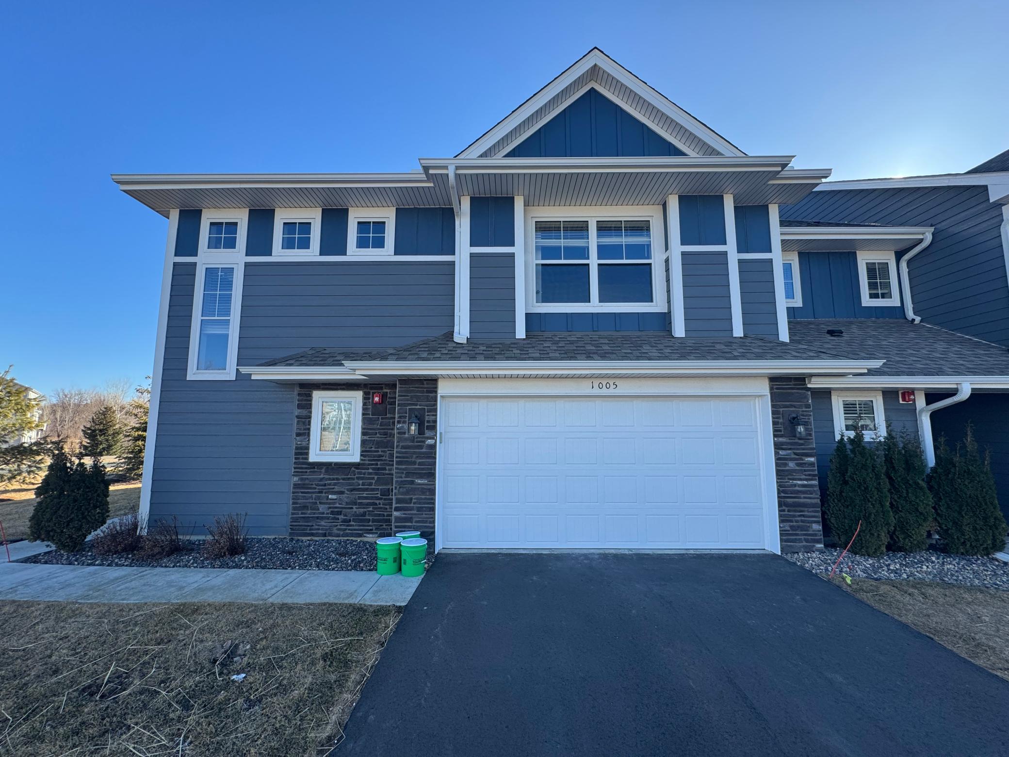 1005 Jubert Dr, Medina, MN 55340