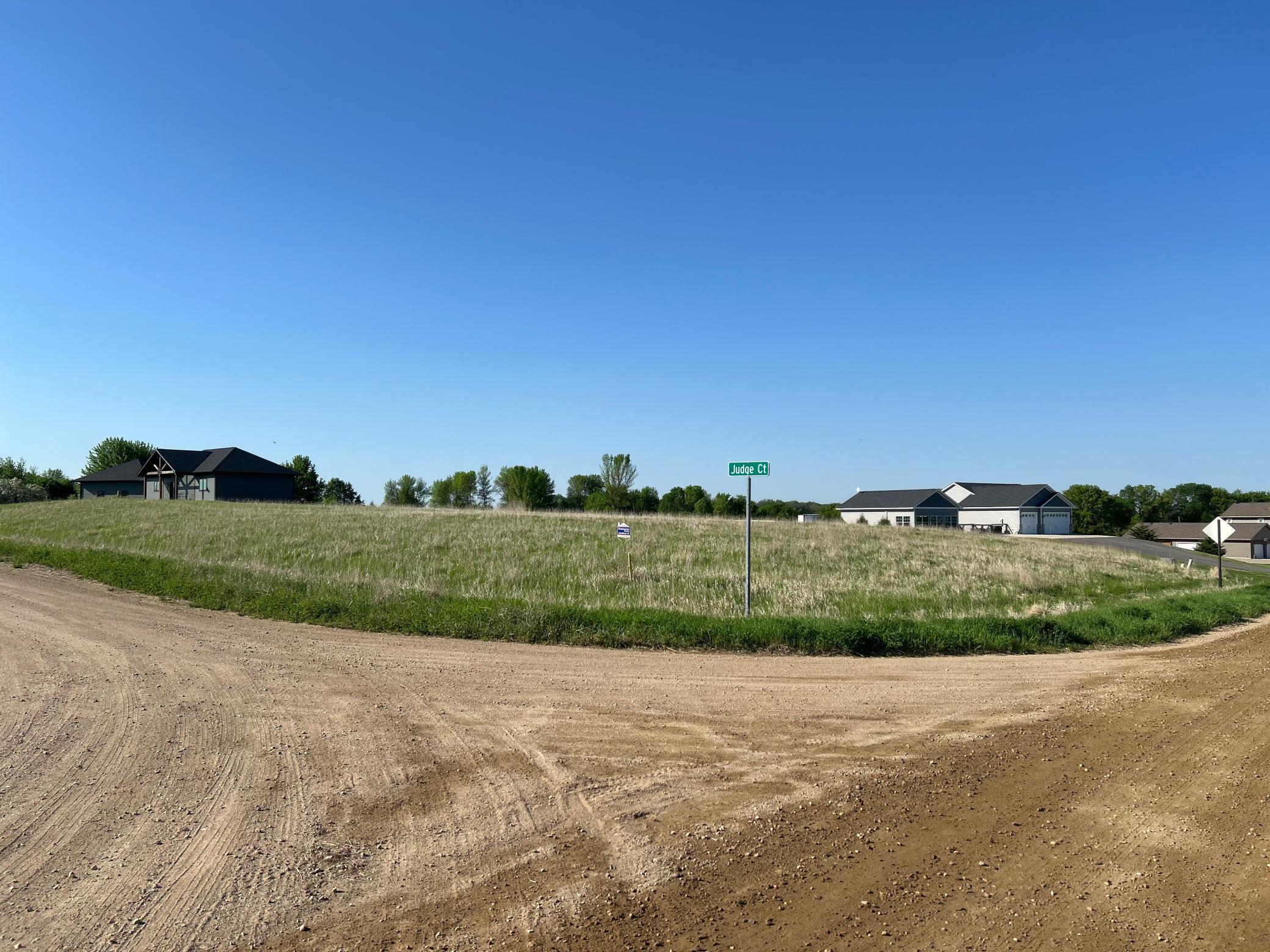 Lot 5 Judge Ct, Silver Lake, MN 55381