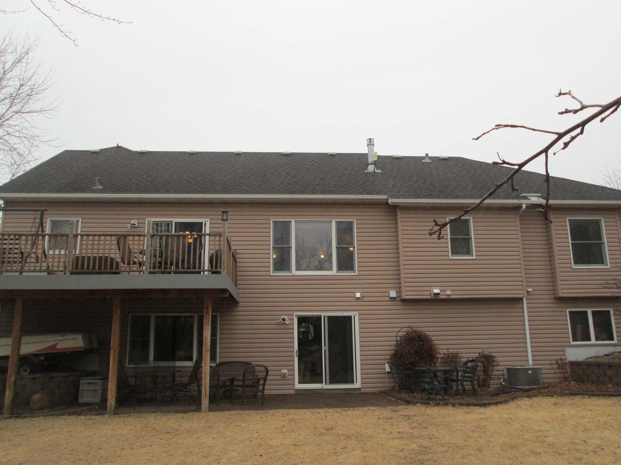 301 Skogen Ln, Kenyon, MN 55946