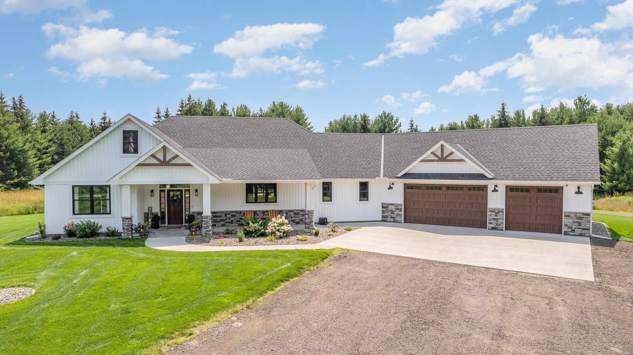 3837 455th St, Harris, MN 55032
