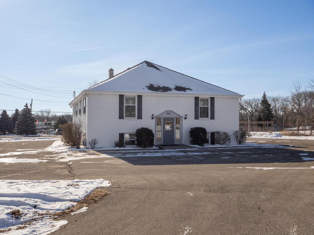 10100 Morgan Ave S, Bloomington, MN 55431