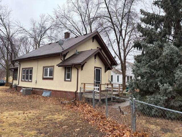 125 3rd St NE, Osseo, MN 55369
