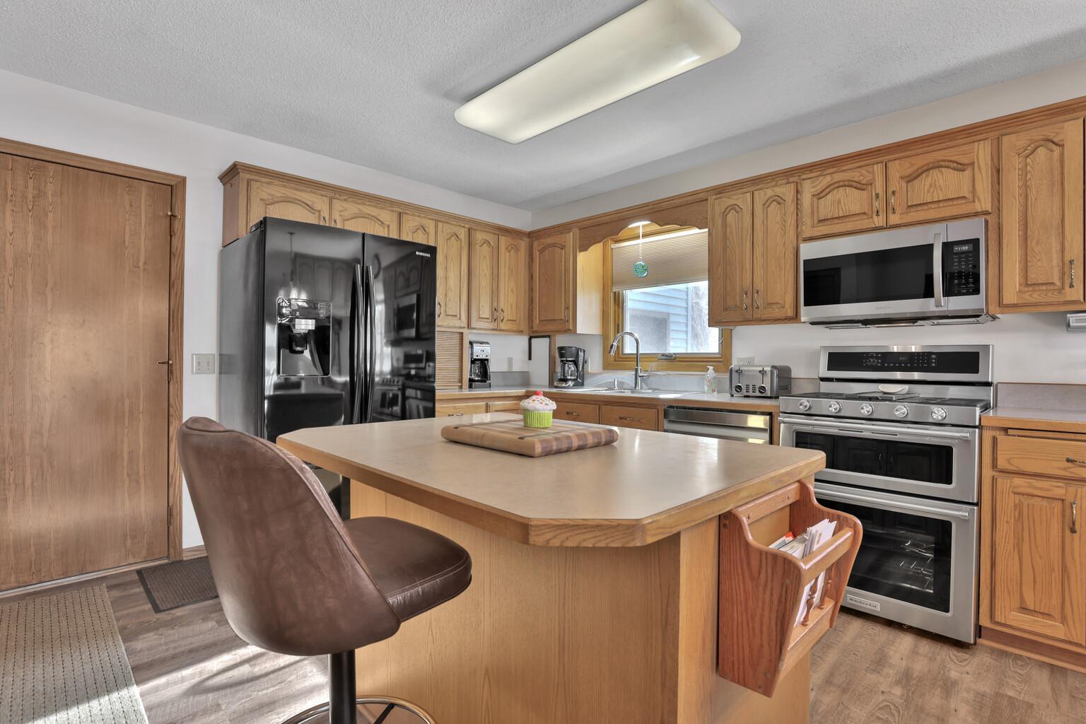 421 N Main St, Center City, MN 55012