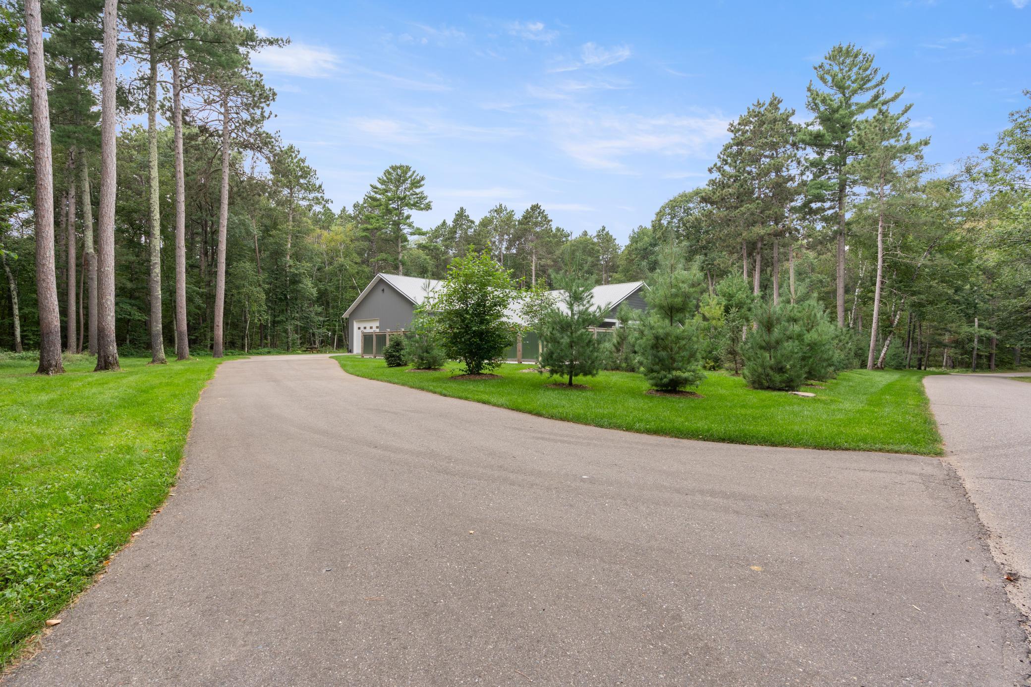 5883 Driftwood Ln, Pine River, MN 56474
