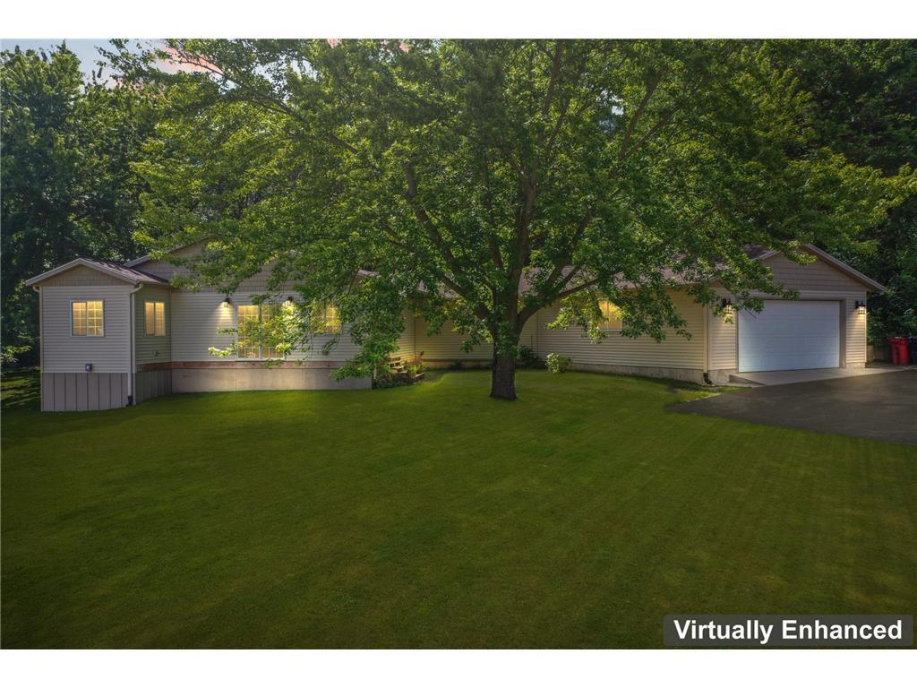 40543 Ryans Bay Rd, Zumbro Falls, MN 55991