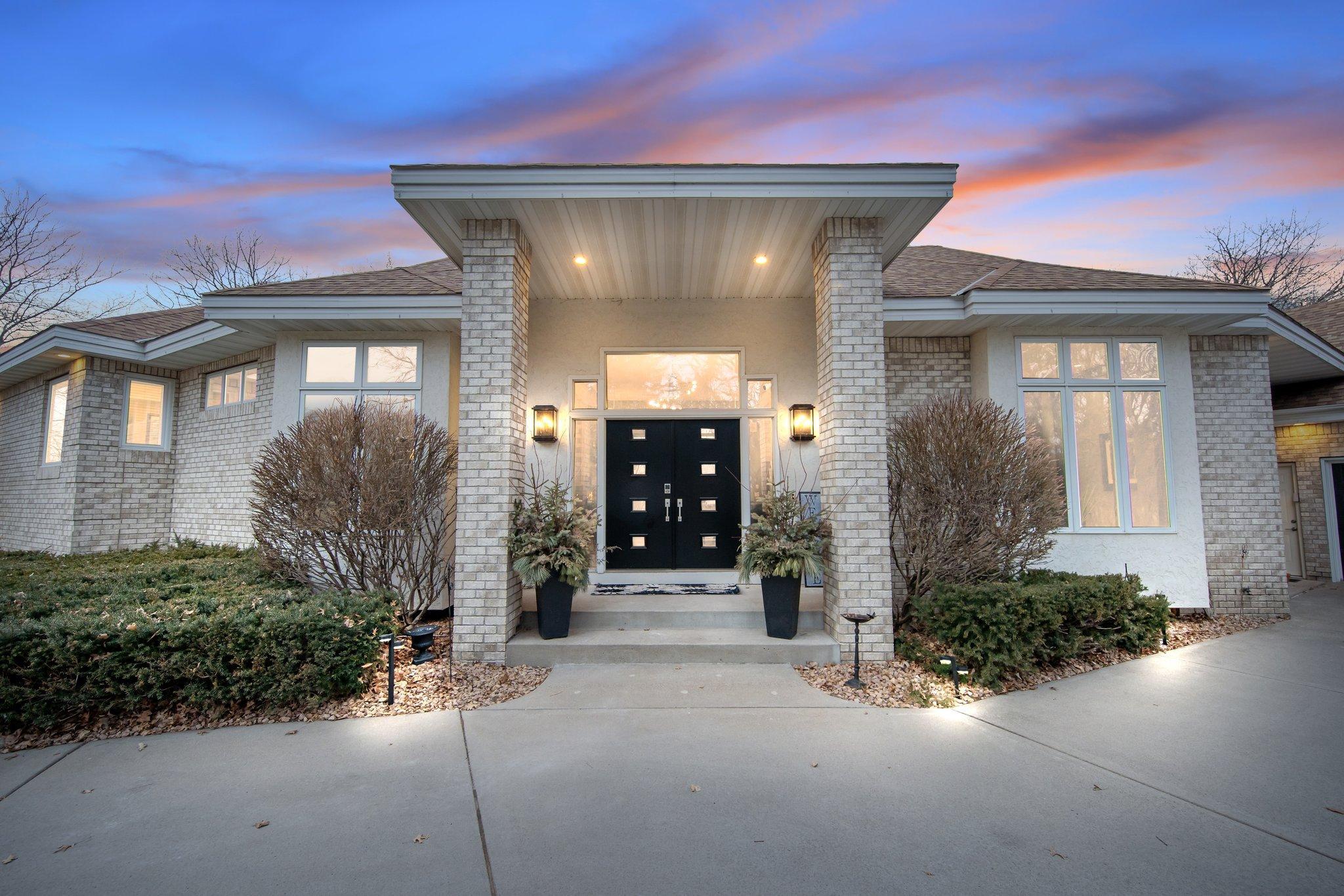9141 Inverness Cir, Ramsey, MN 55303