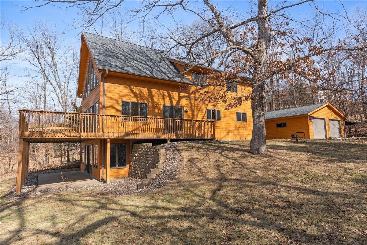 85 E Cedar Lake Ct, Star Prairie, WI 54026