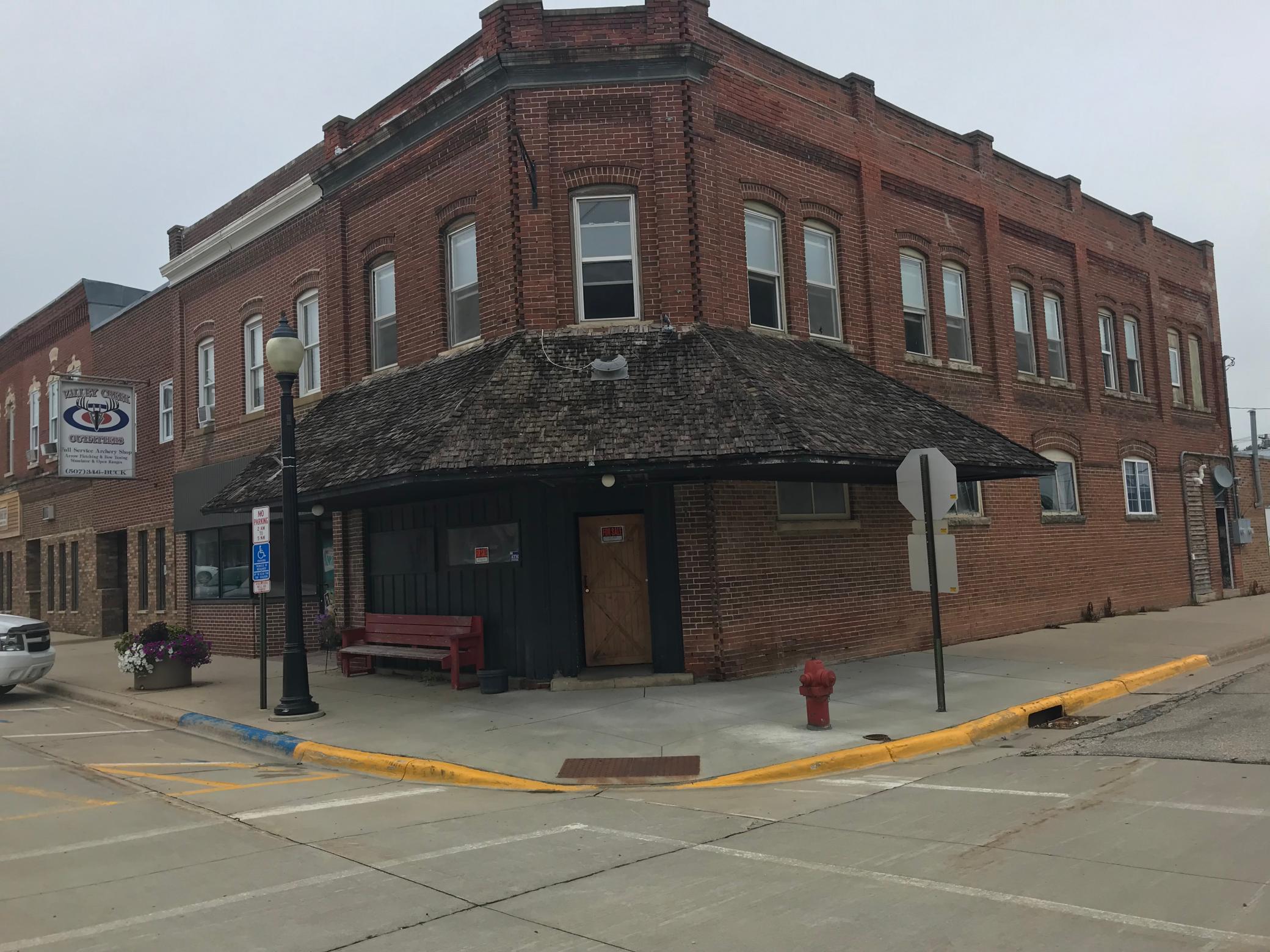 145 S Broadway St, Spring Valley, MN 55975