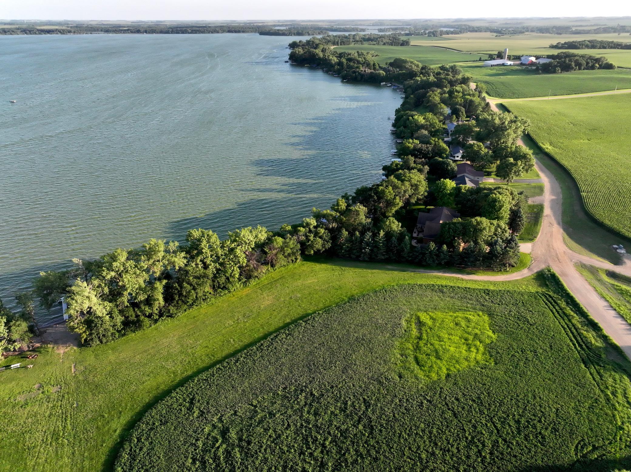146 Pleasant View Rd, Slayton, MN 56172