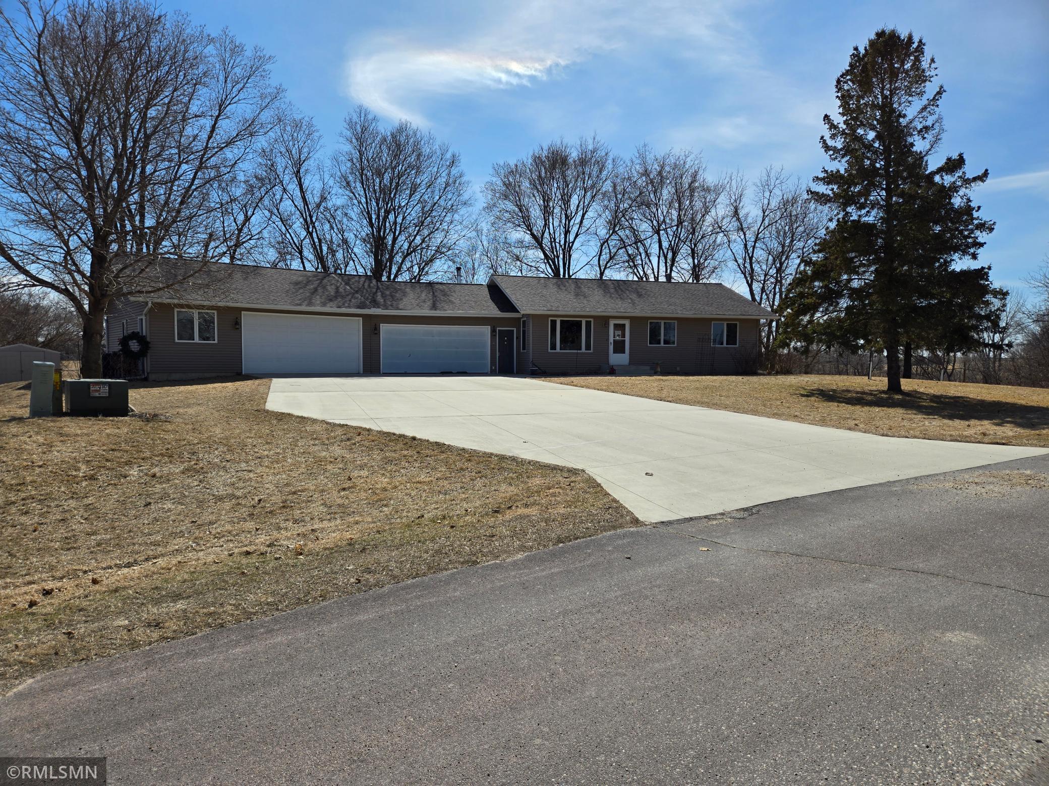 1204 William St, Kasota, MN 56050