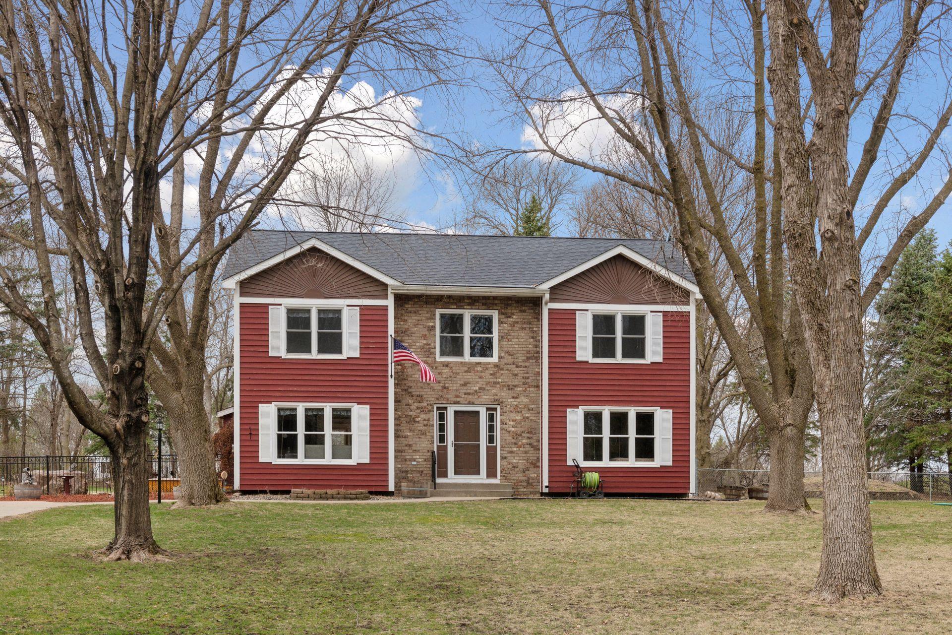 1436 9th St NE, Montgomery, MN 56069