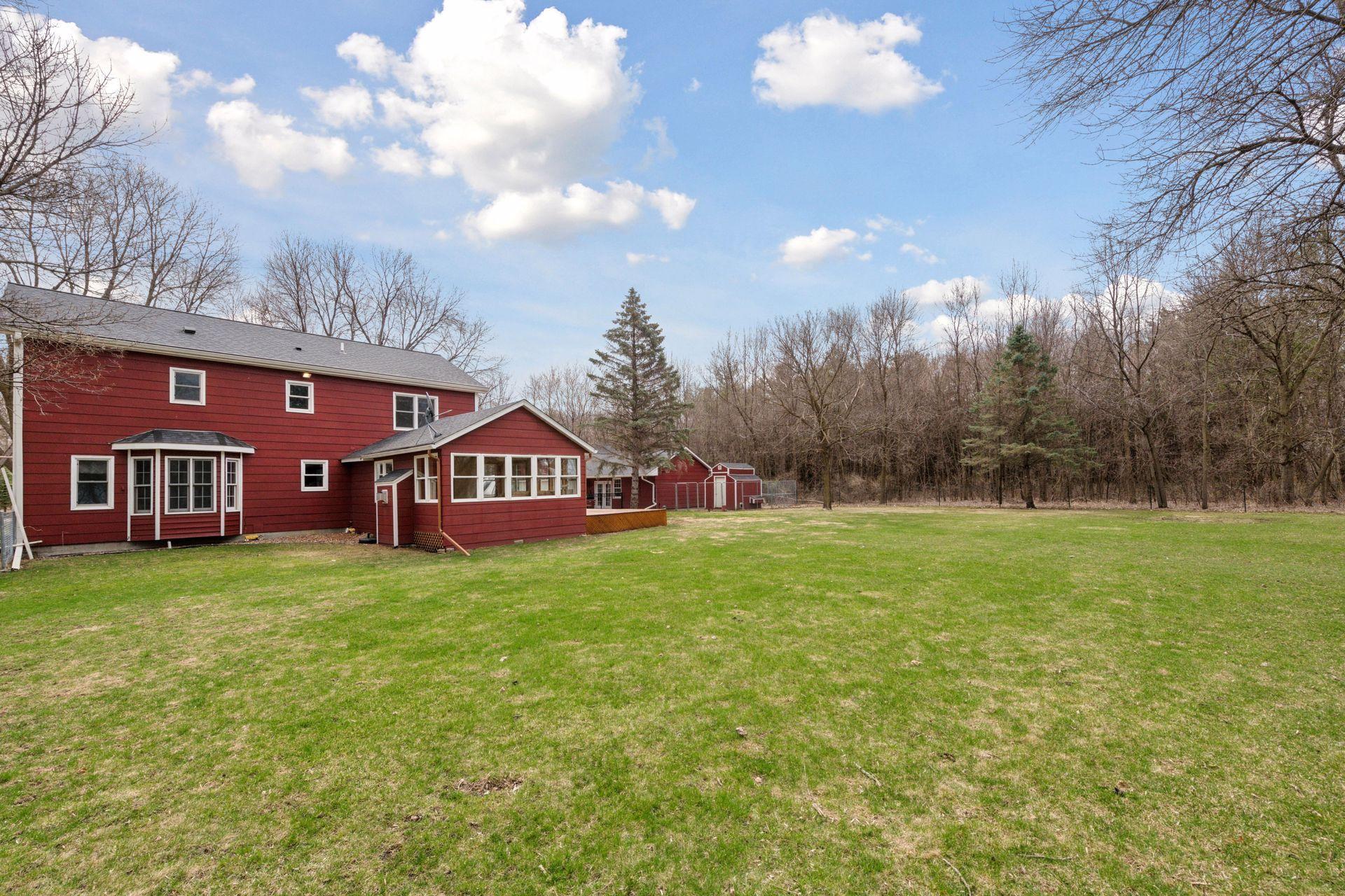 1436 9th St NE, Montgomery, MN 56069