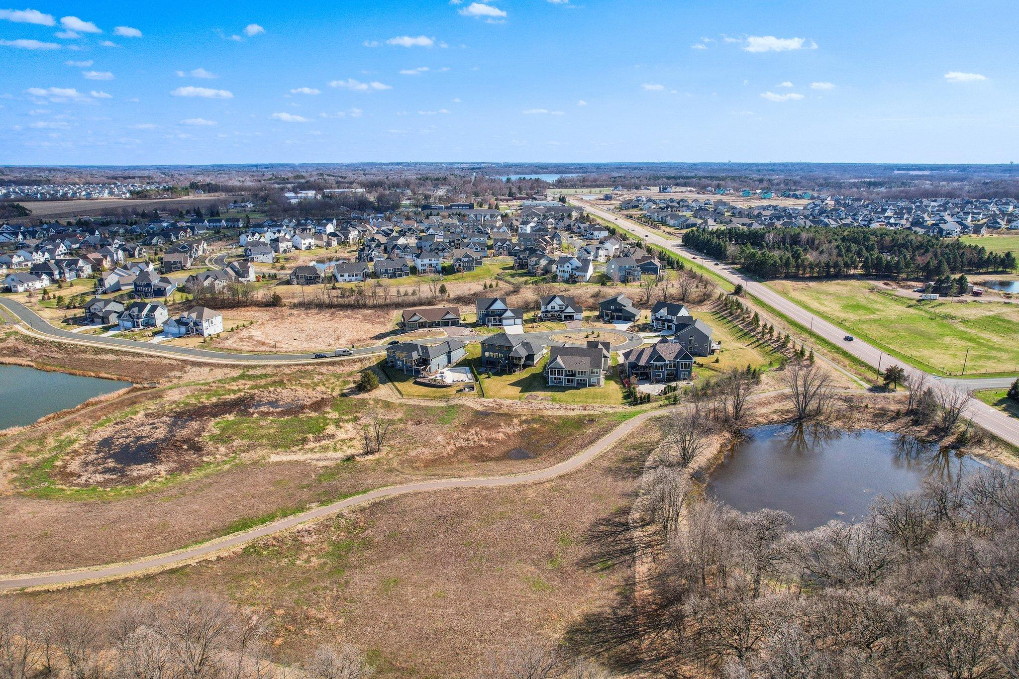 11018 Prairieview Trl N, Lake Elmo, MN 55042