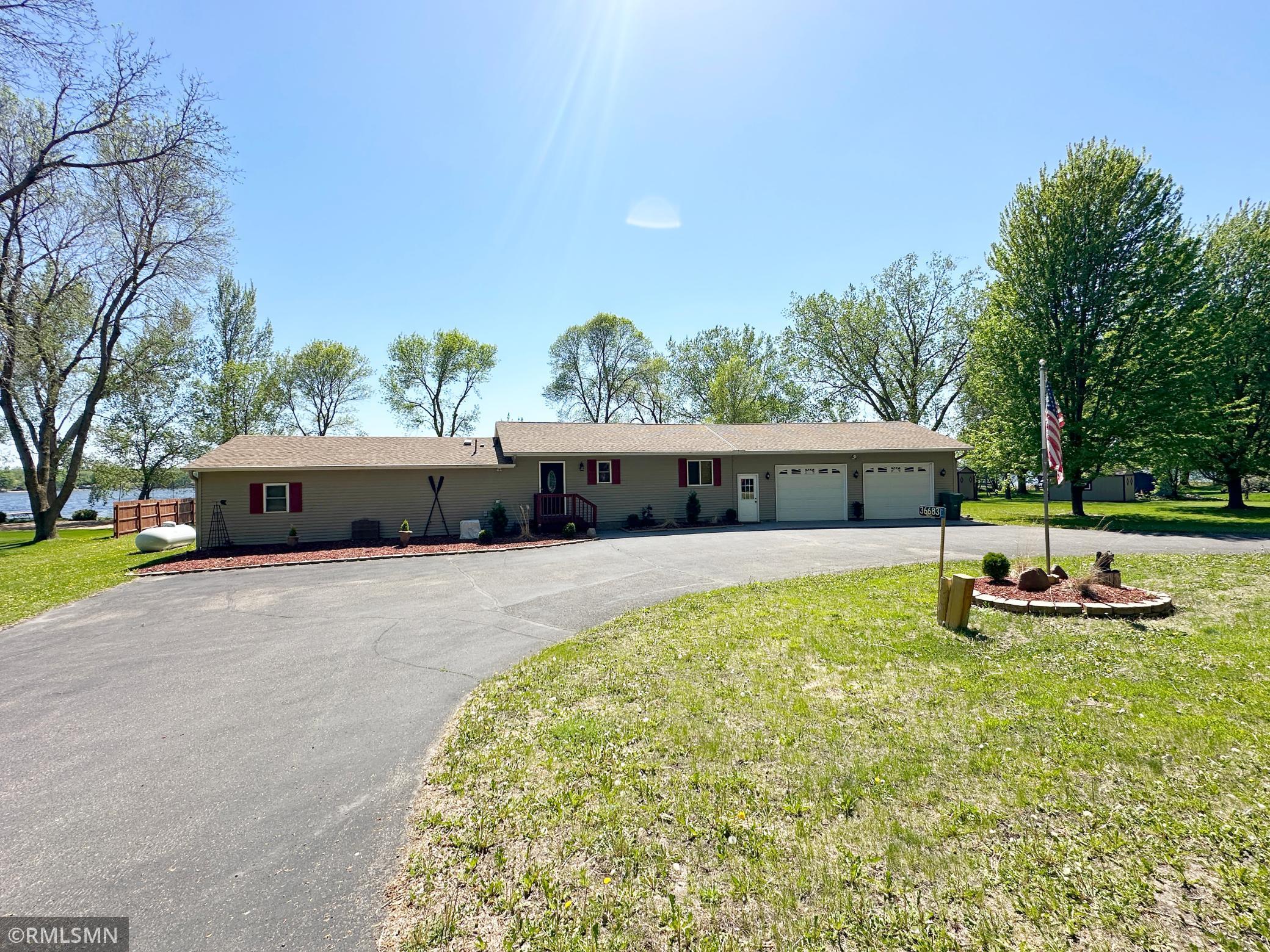 36683 657th Ave, Watkins, MN 55389