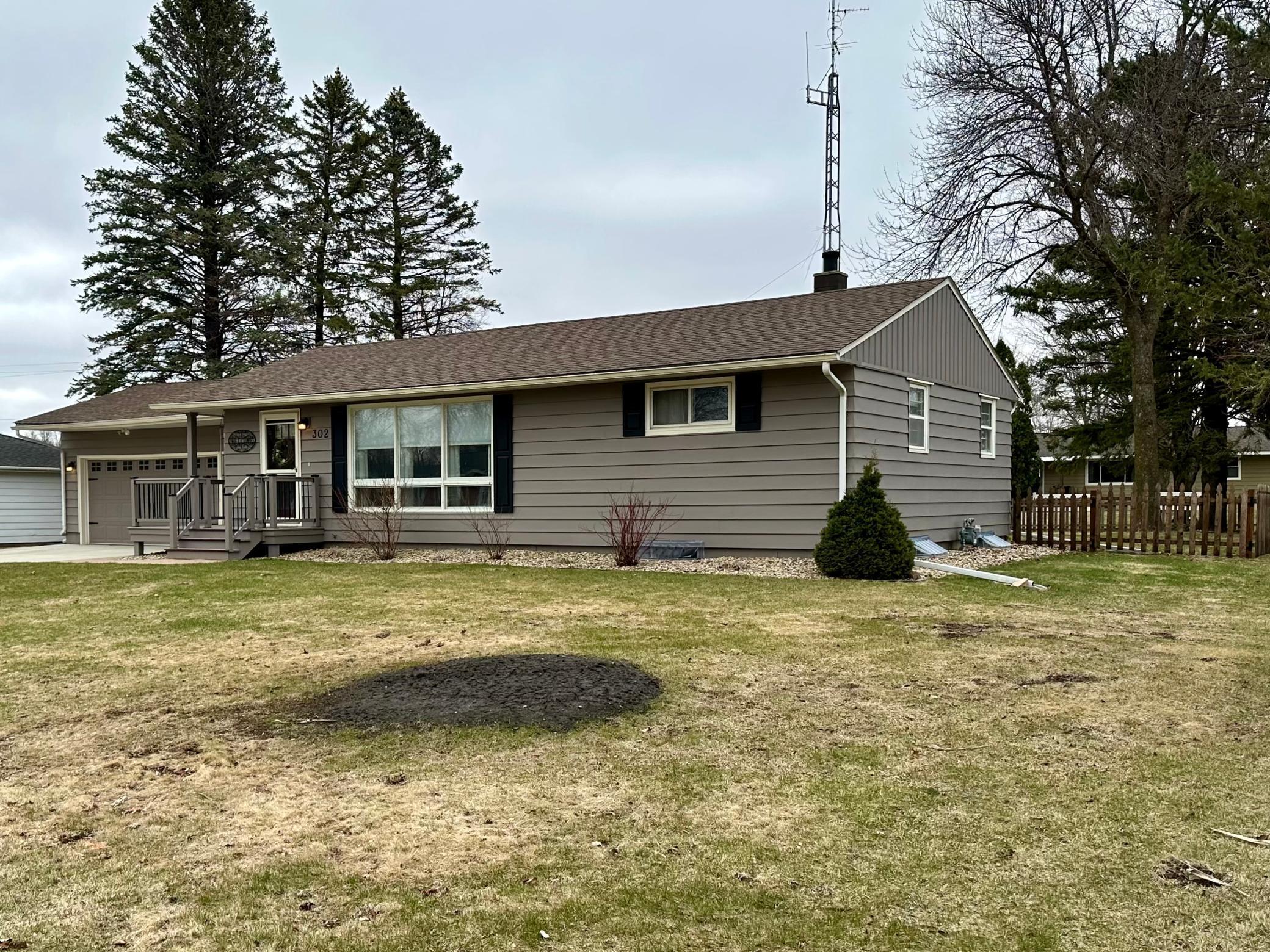 302 3rd St N, Rose Creek, MN 55970