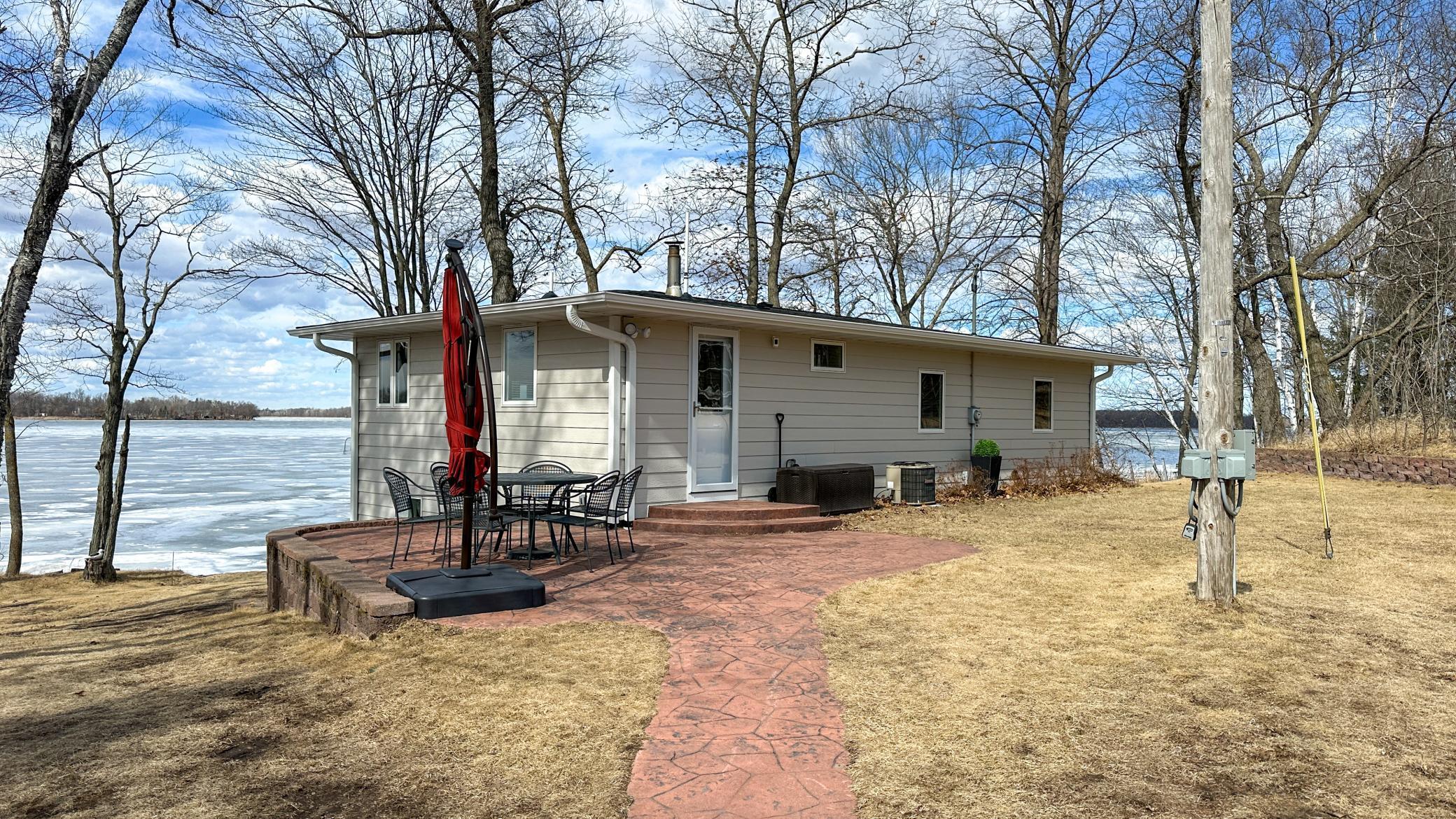 35268 Quest Rd, Hillman, MN 56338