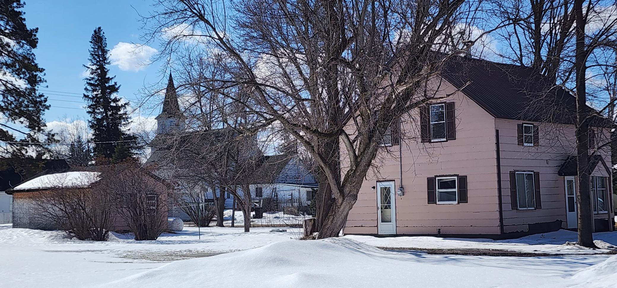 612 Mcpherson St, Littlefork, MN 56653