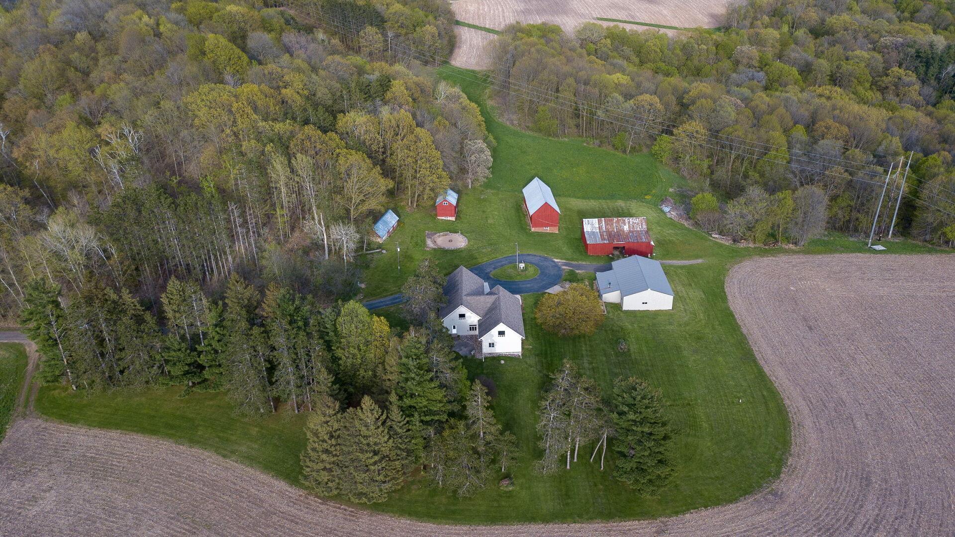 E3522 County Road P, Menomonie, WI 54751