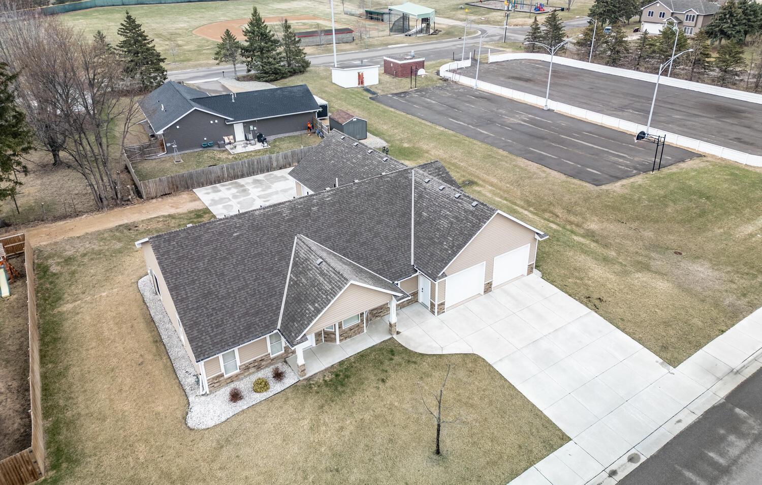 23480 Main St, Hampton, MN 55031