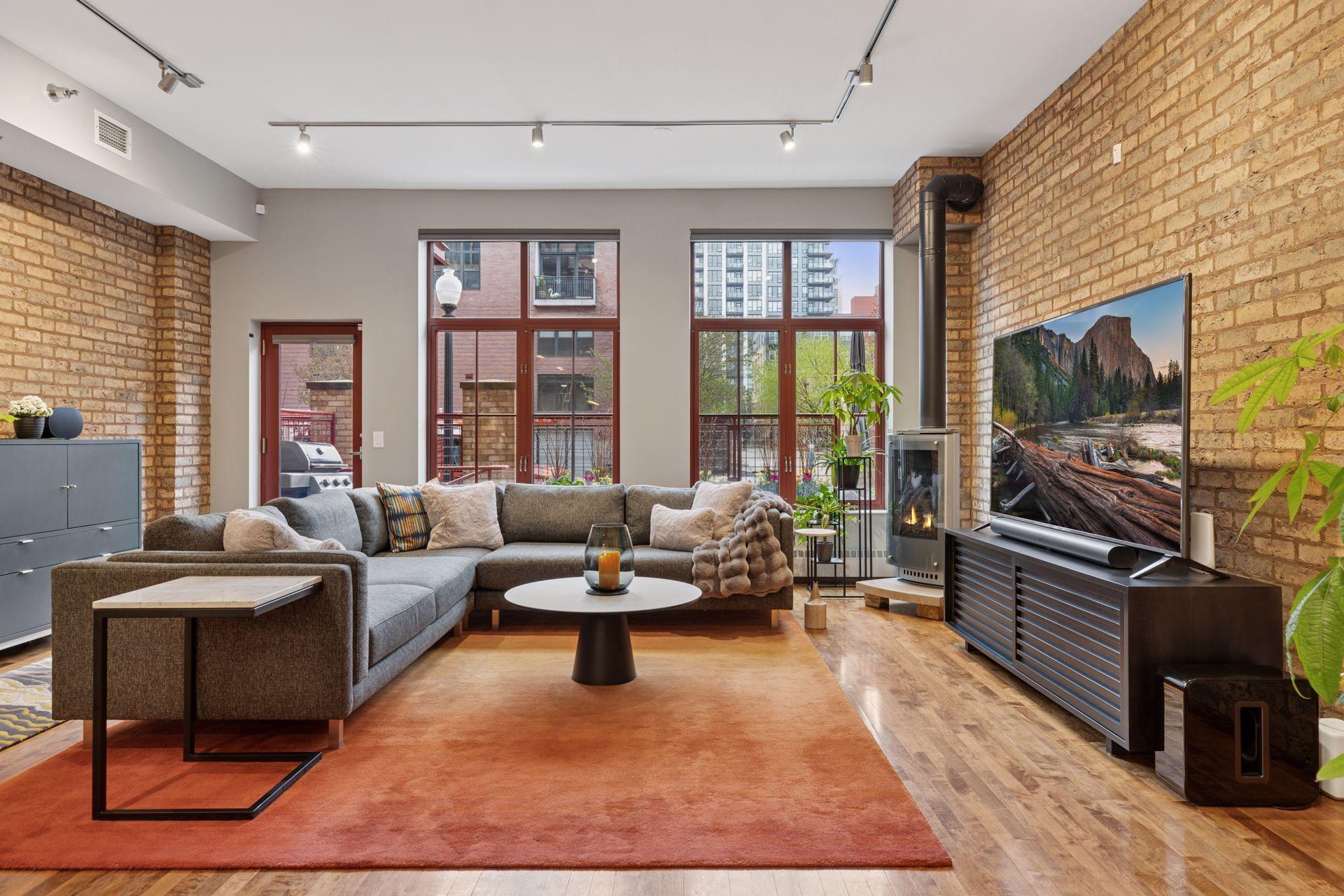 600 S 2nd St #S104, Minneapolis, MN 55401