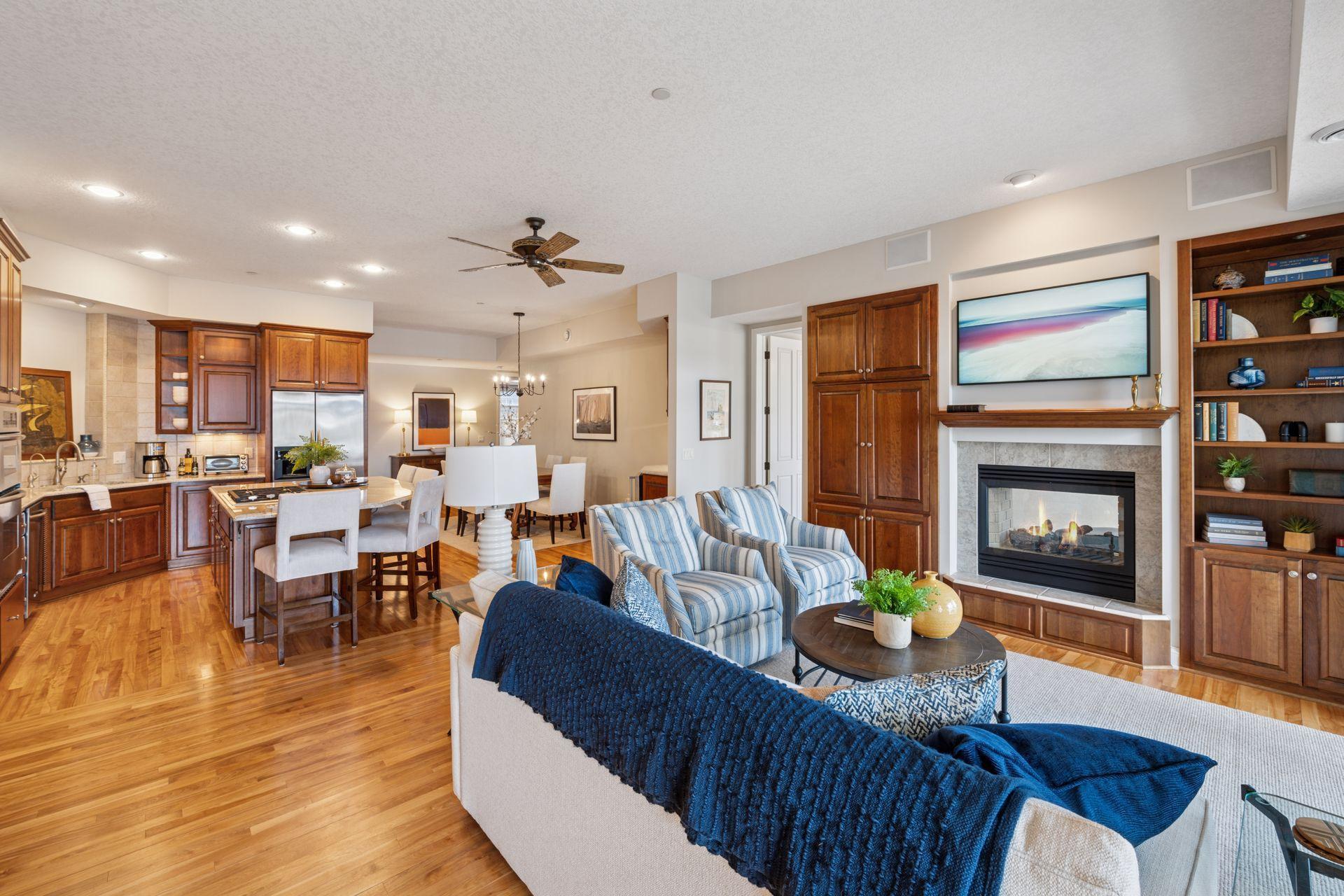 21957 Minnetonka Blvd #16, Excelsior, MN 55331