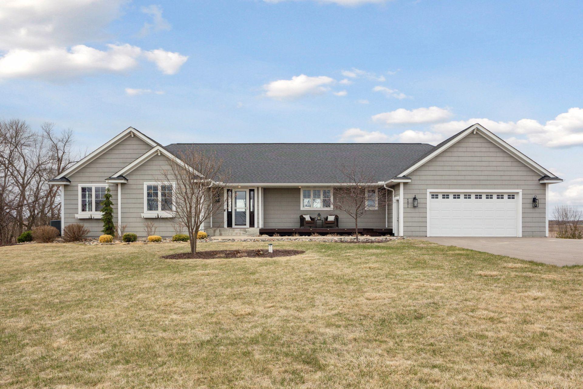6801 Willow Dr, Corcoran, MN 55340