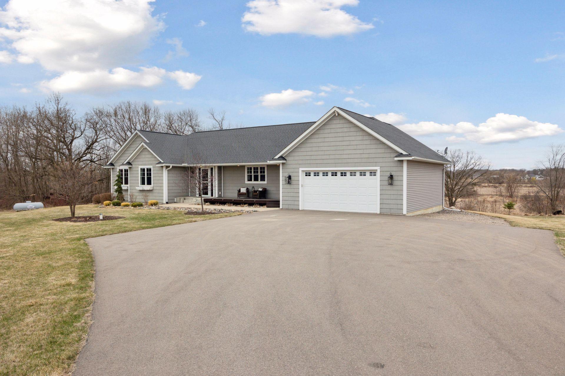 6801 Willow Dr, Corcoran, MN 55340