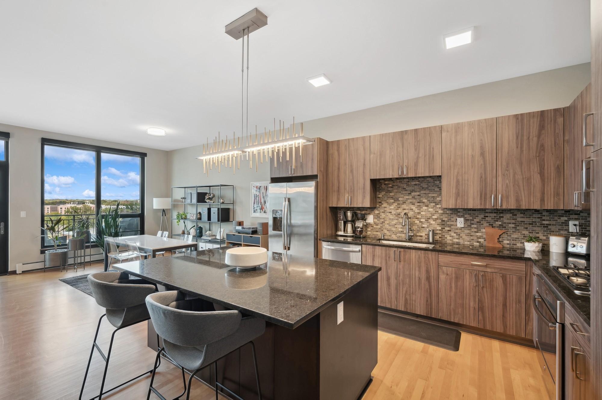 1240 S 2nd St #526, Minneapolis, MN 55415