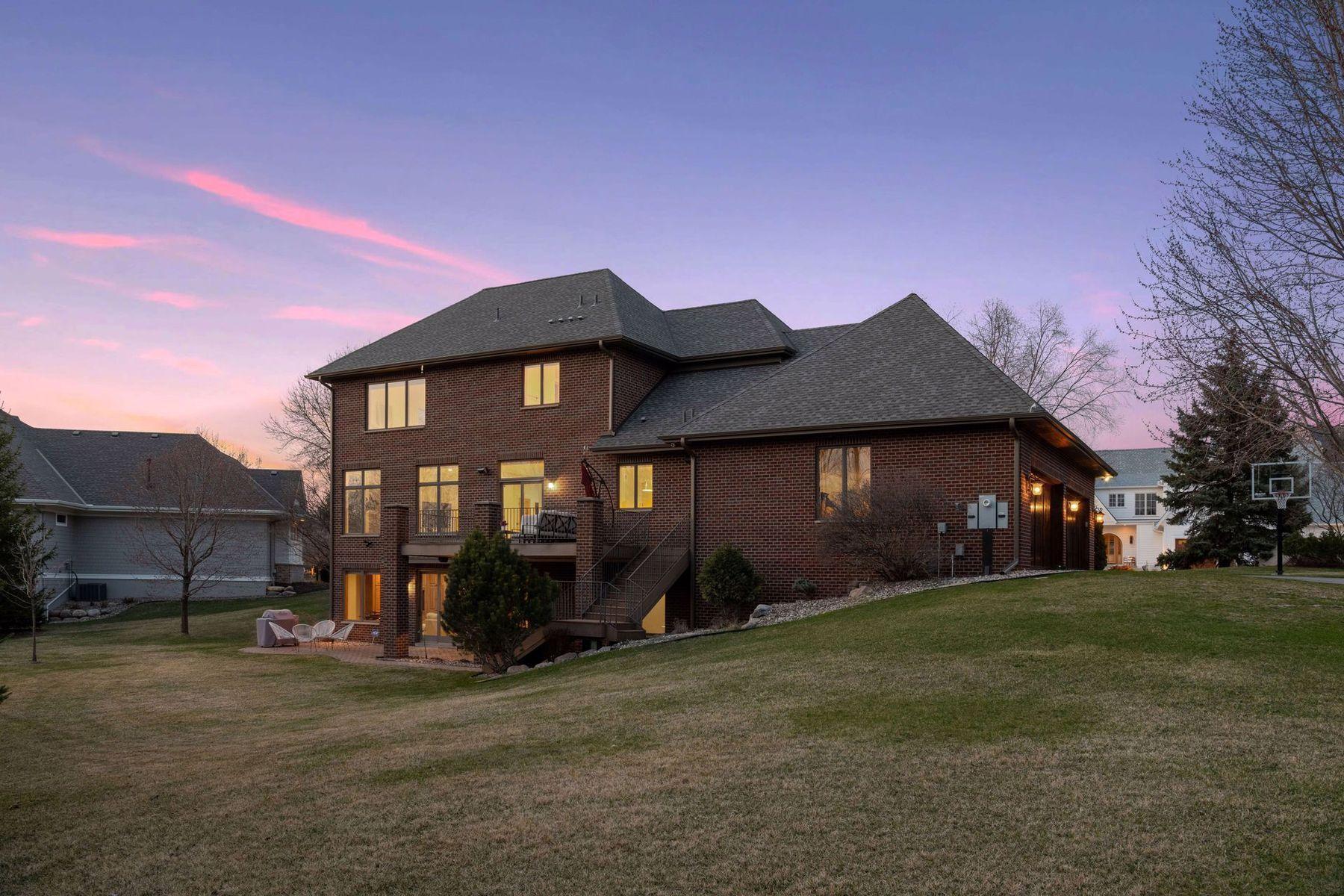 5170 Kelsey Ter, Edina, MN 55436