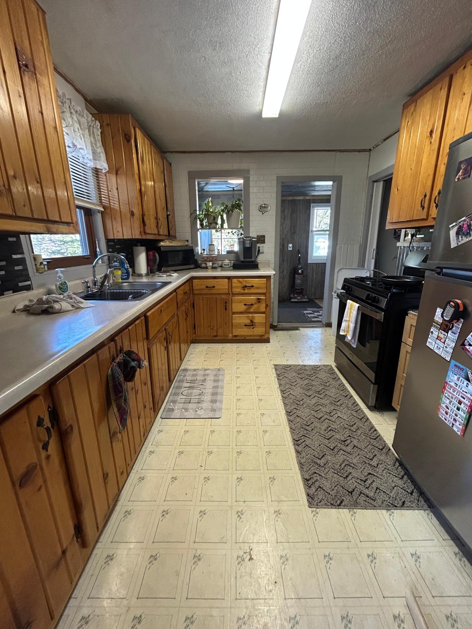 470 Chilgren Ave, Williams, MN 56686