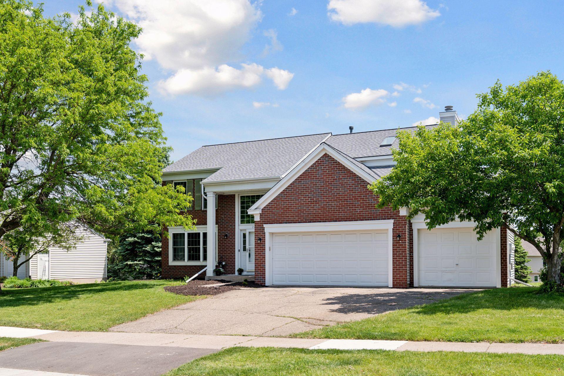 2490 Westview Ter, Mendota Heights, MN 55120