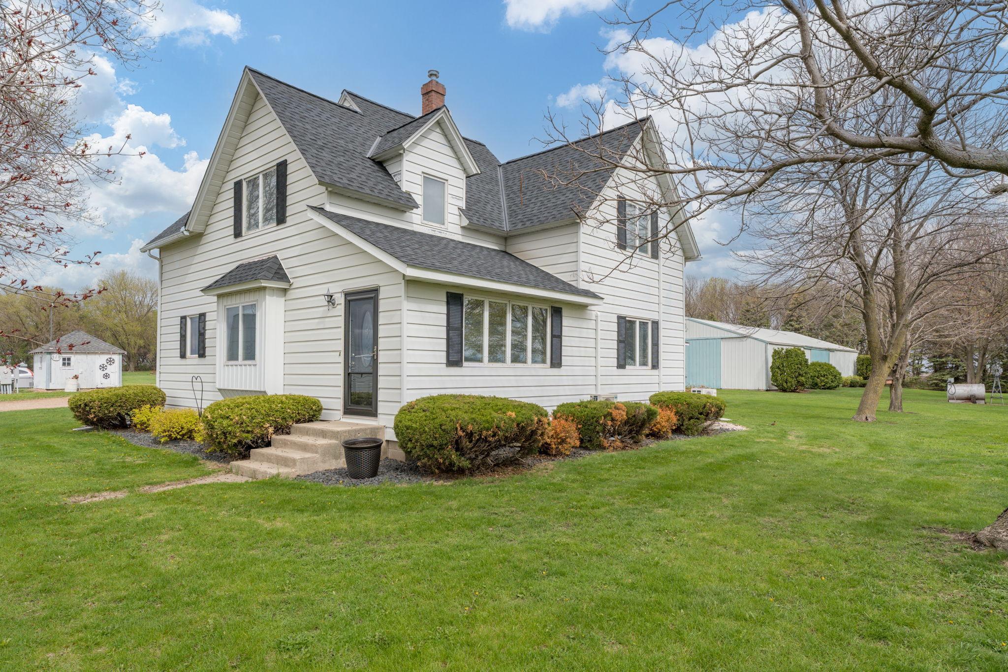 37229 790th Ave, Lewisville, MN 56060
