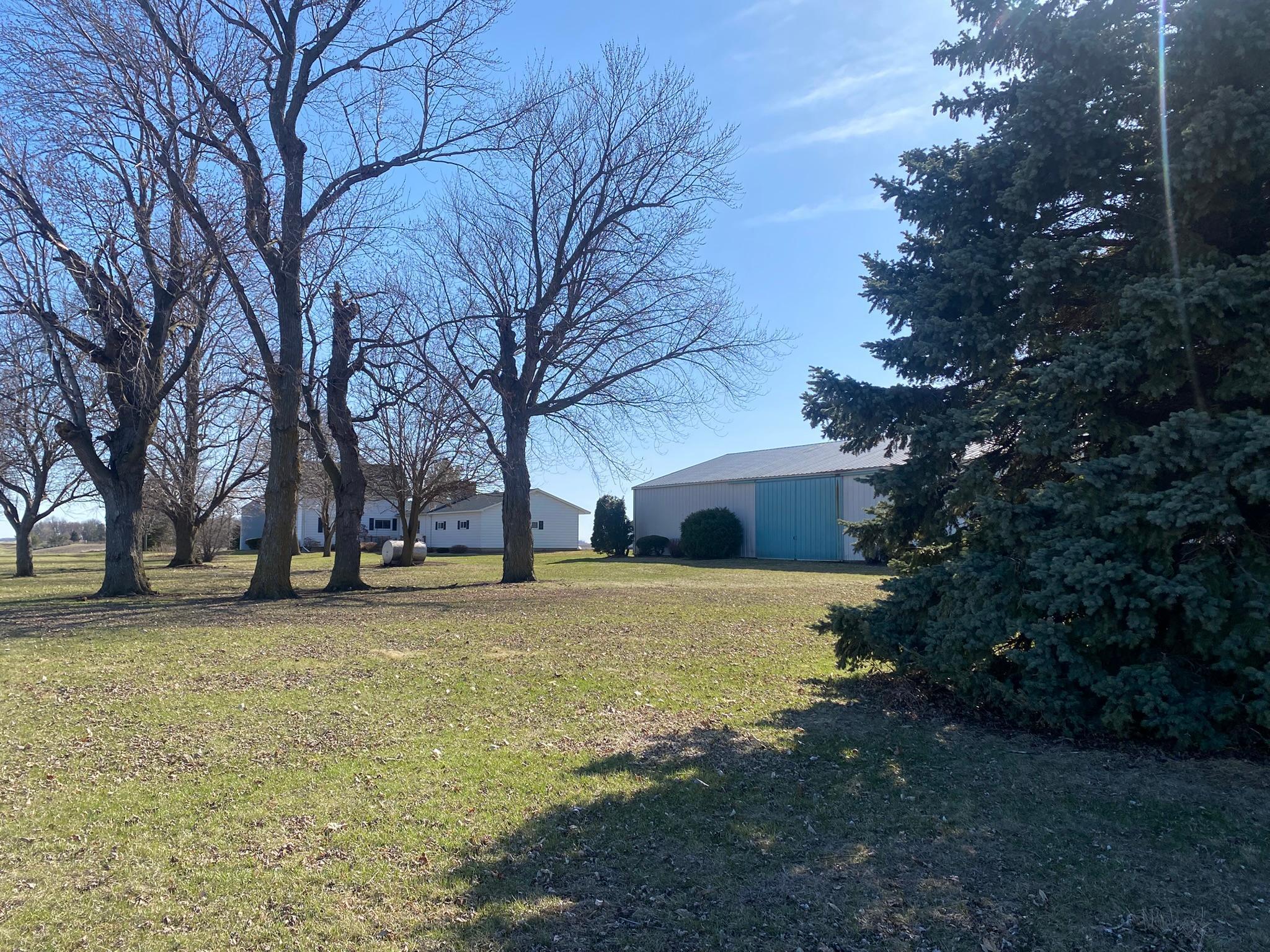 37229 790th Ave, Lewisville, MN 56060