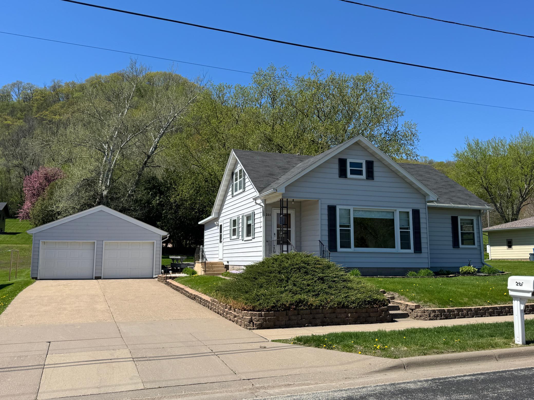 201 Broadway St, Rollingstone, MN 55969
