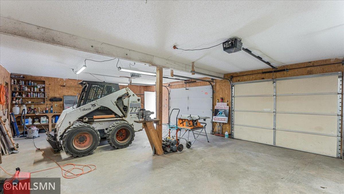 25712 Sunset Rd, Hillman, MN 56338