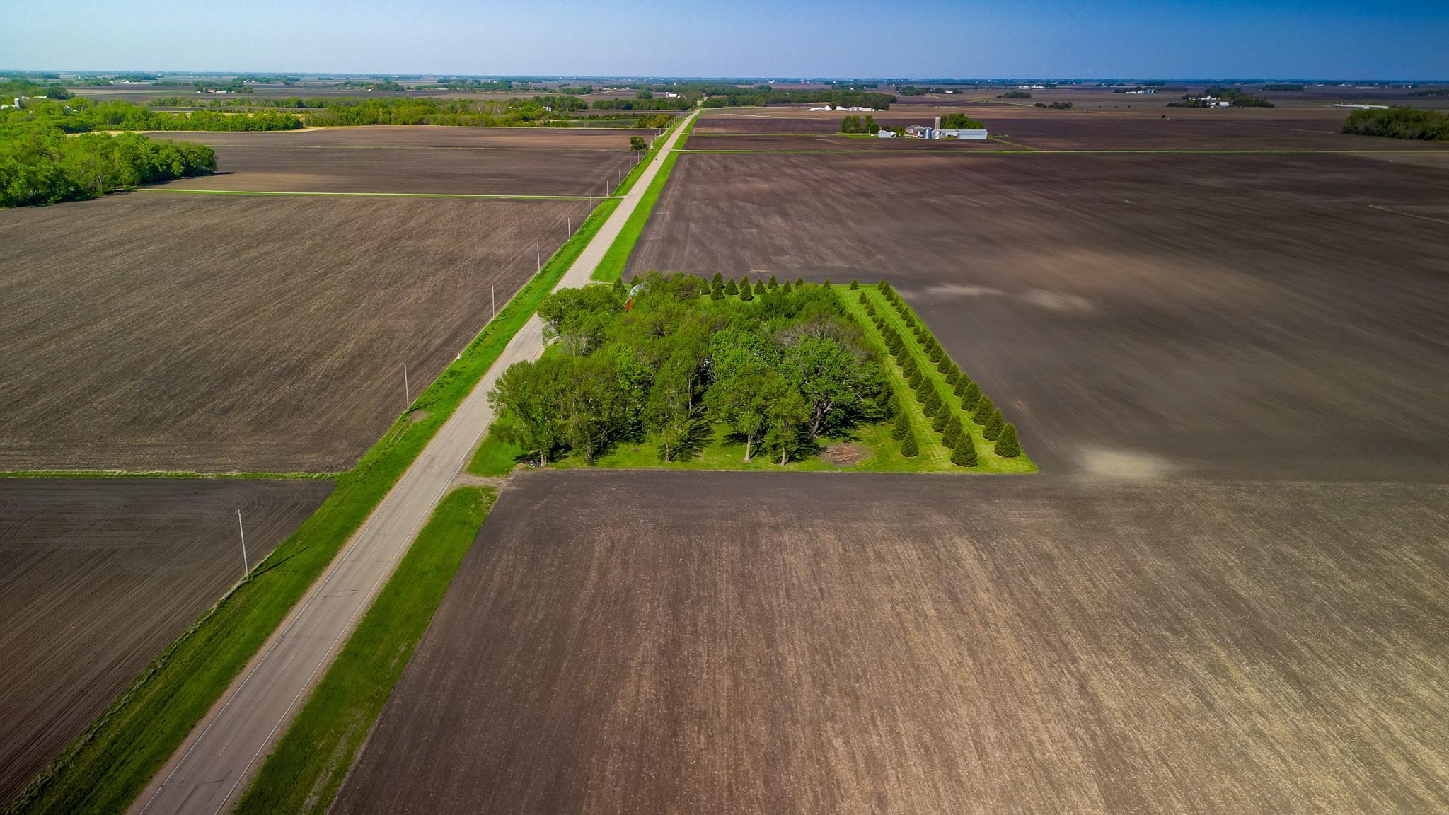 4941 210th Ave, Wells, MN 56097