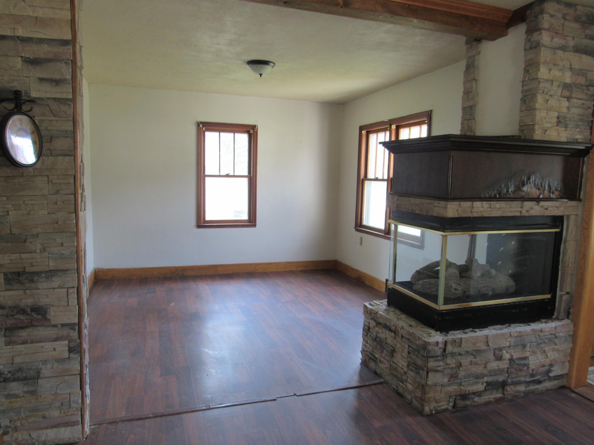 1207 3rd Ave, Brewster, MN 56119