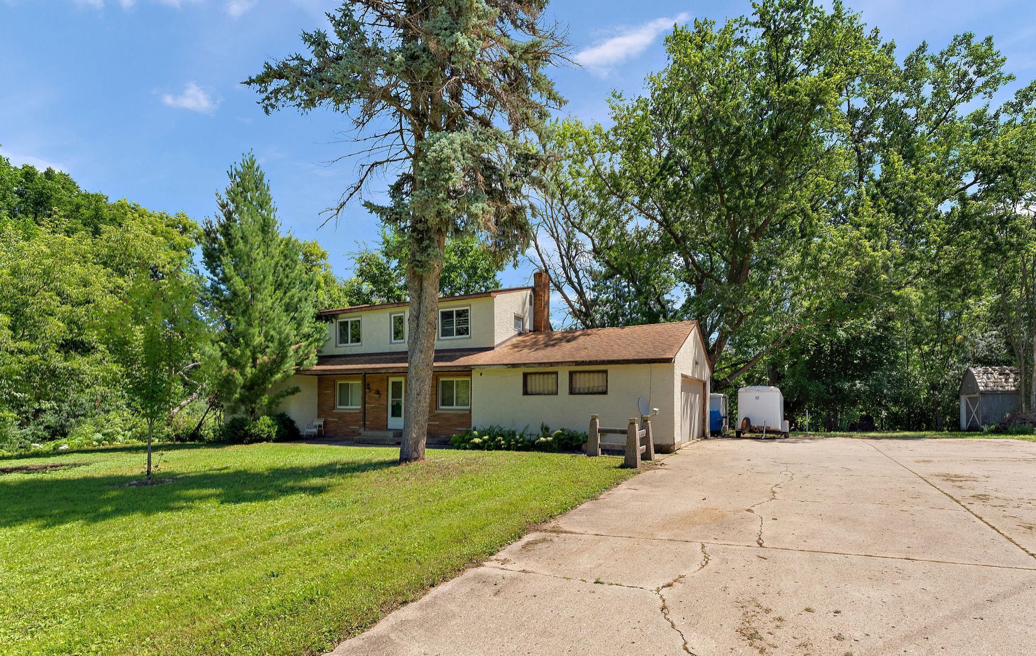 2300 Pagel Rd, Mendota Heights, MN 55120