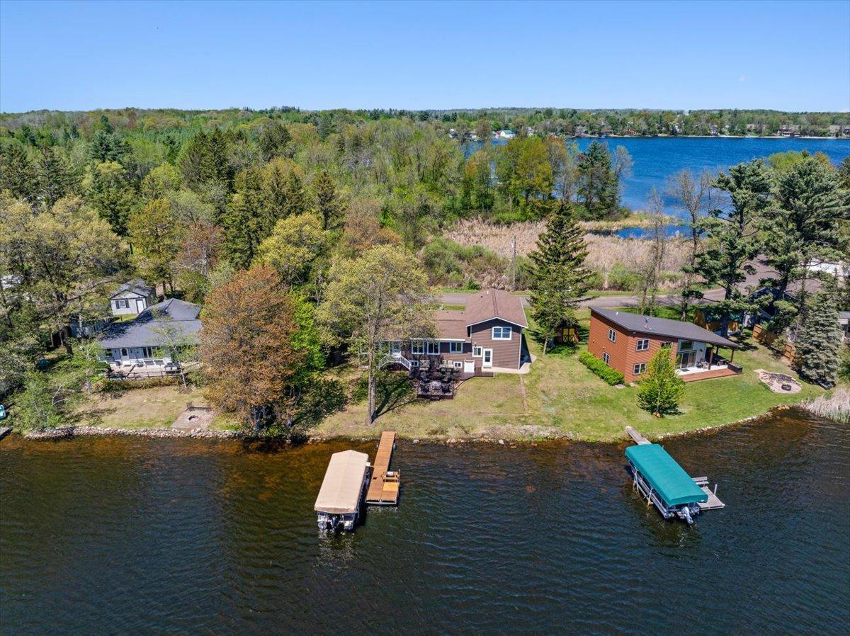 254 Magnor Lake Ct, Clayton, WI 54004