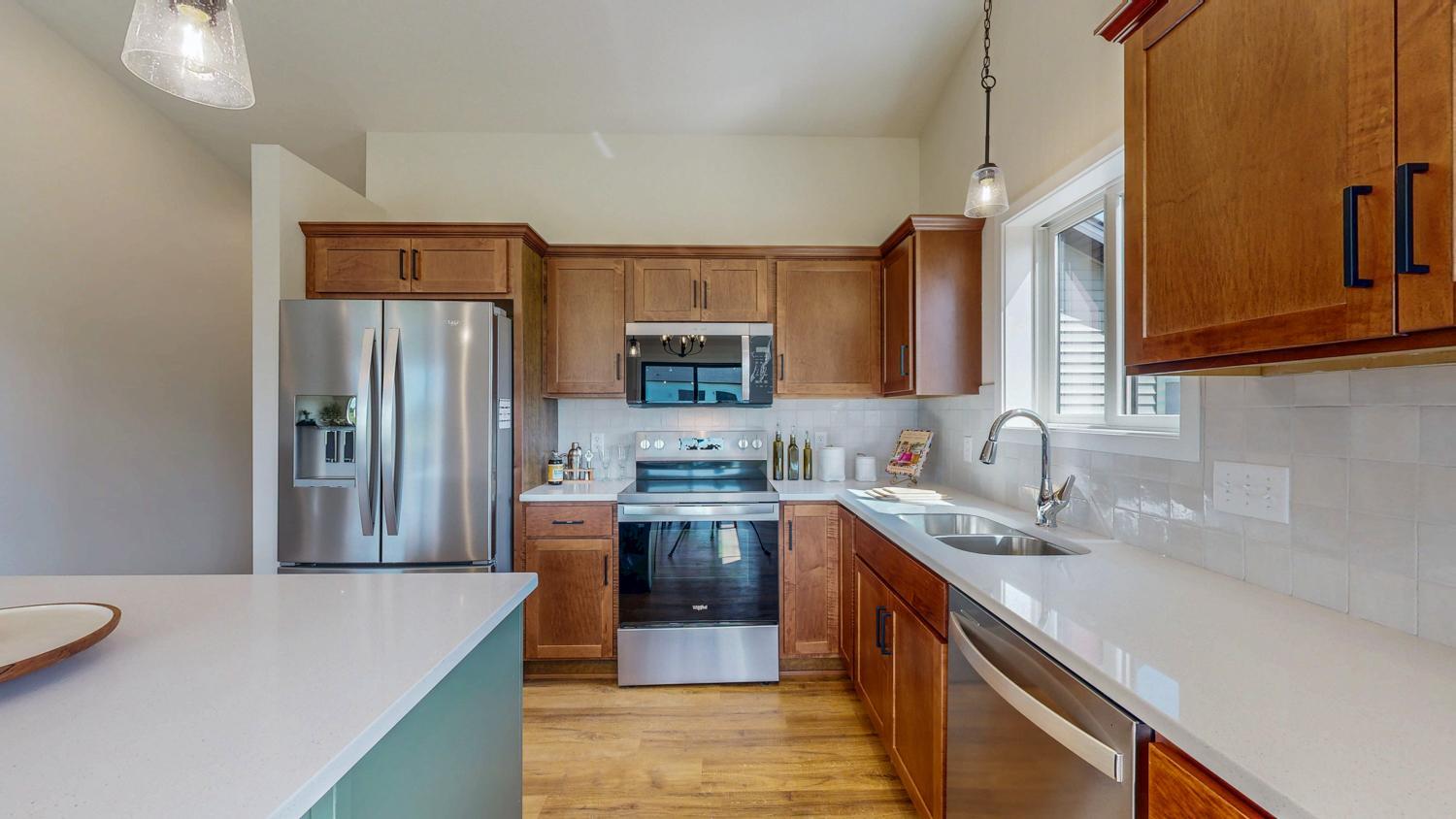 1483 Grand View Ln SE, Mazeppa, MN 55956