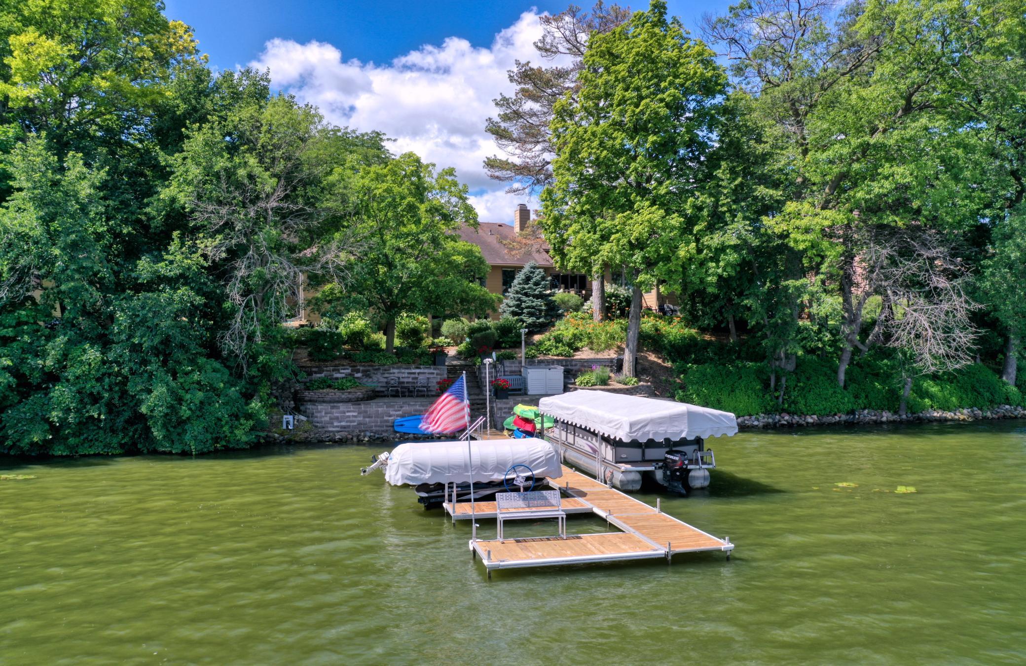 21273 Floral Bay Dr N, Forest Lake, MN 55025