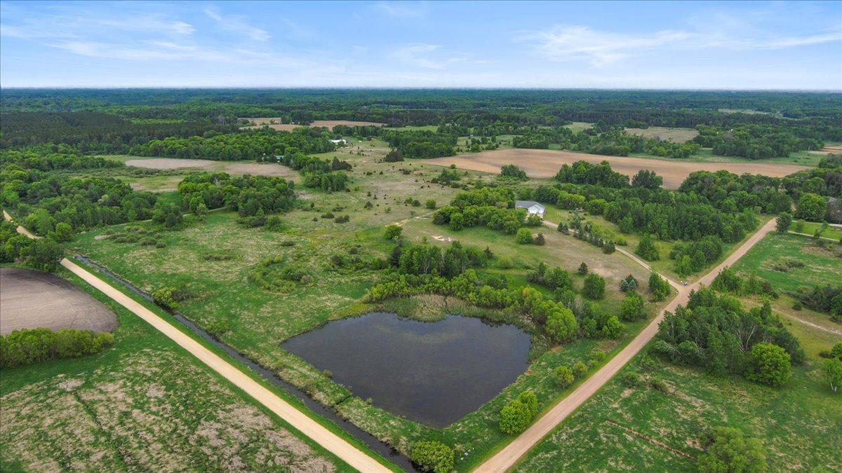 25809 Virgo St NE, Stacy, MN 55079