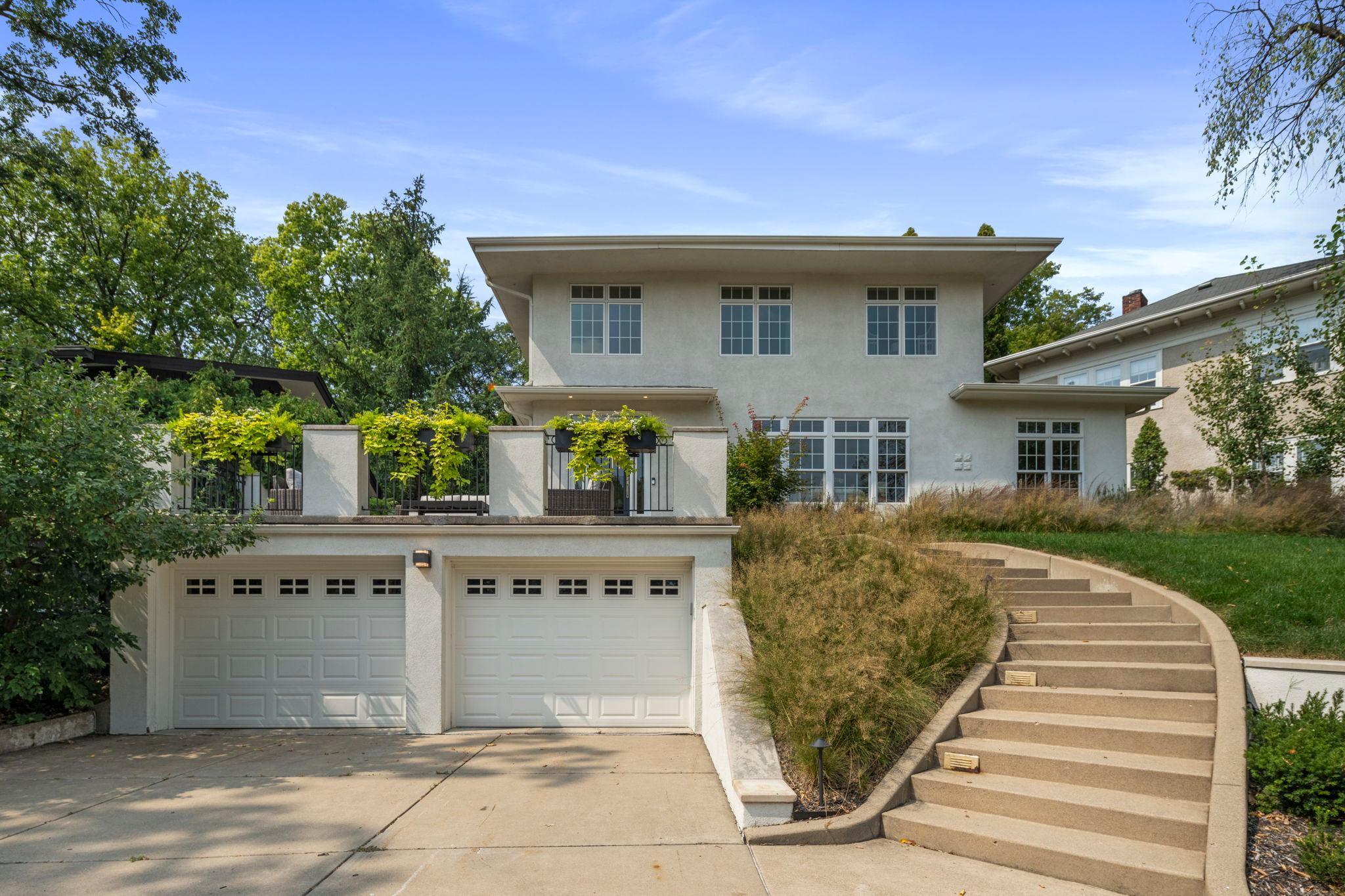 1824 Oliver Ave S, Minneapolis, MN 55405