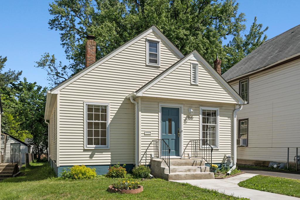 155 Annapolis St E, Saint Paul, MN 55118