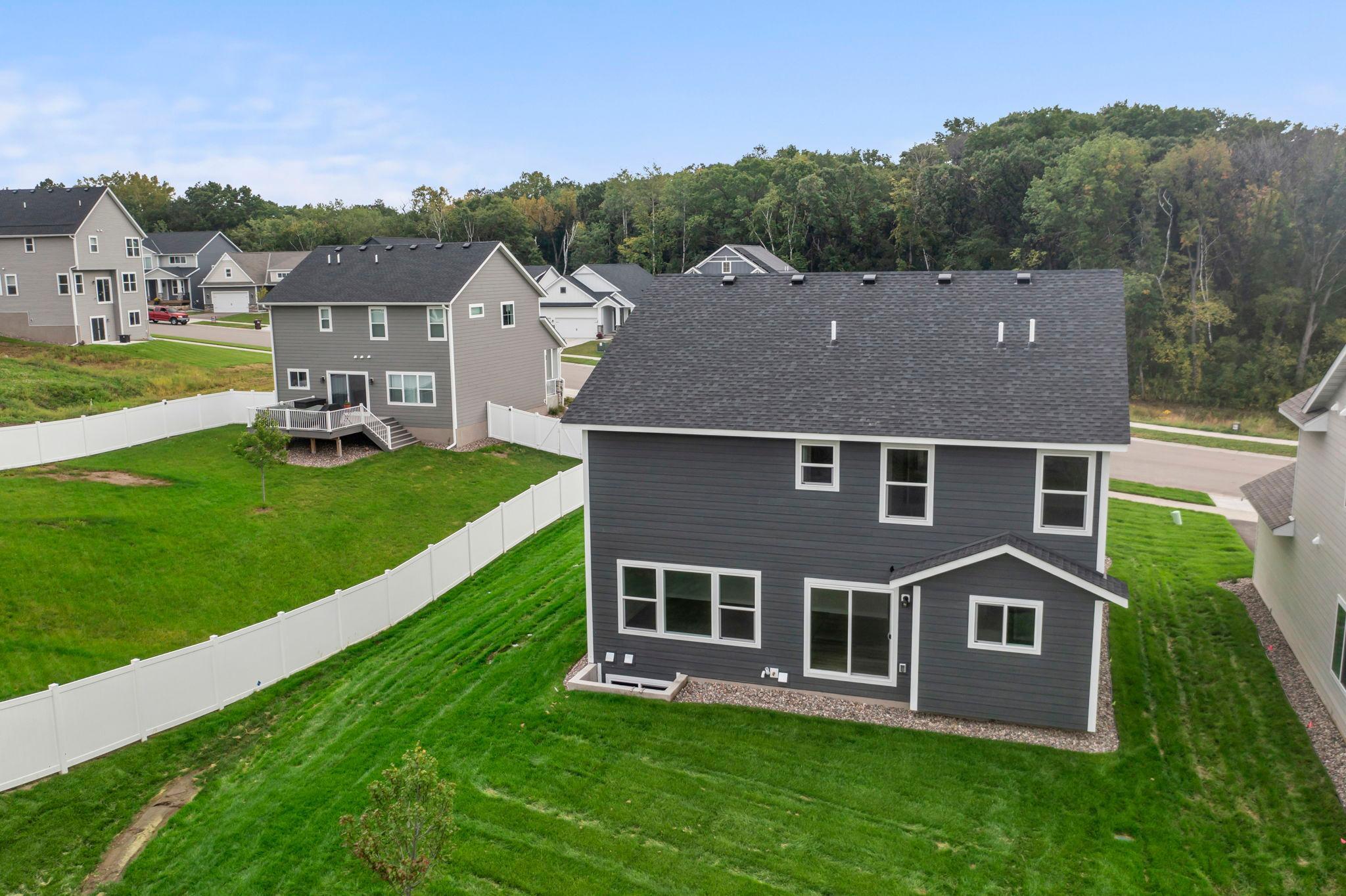 7451 Agate Trl, Inver Grove Heights, MN 55077
